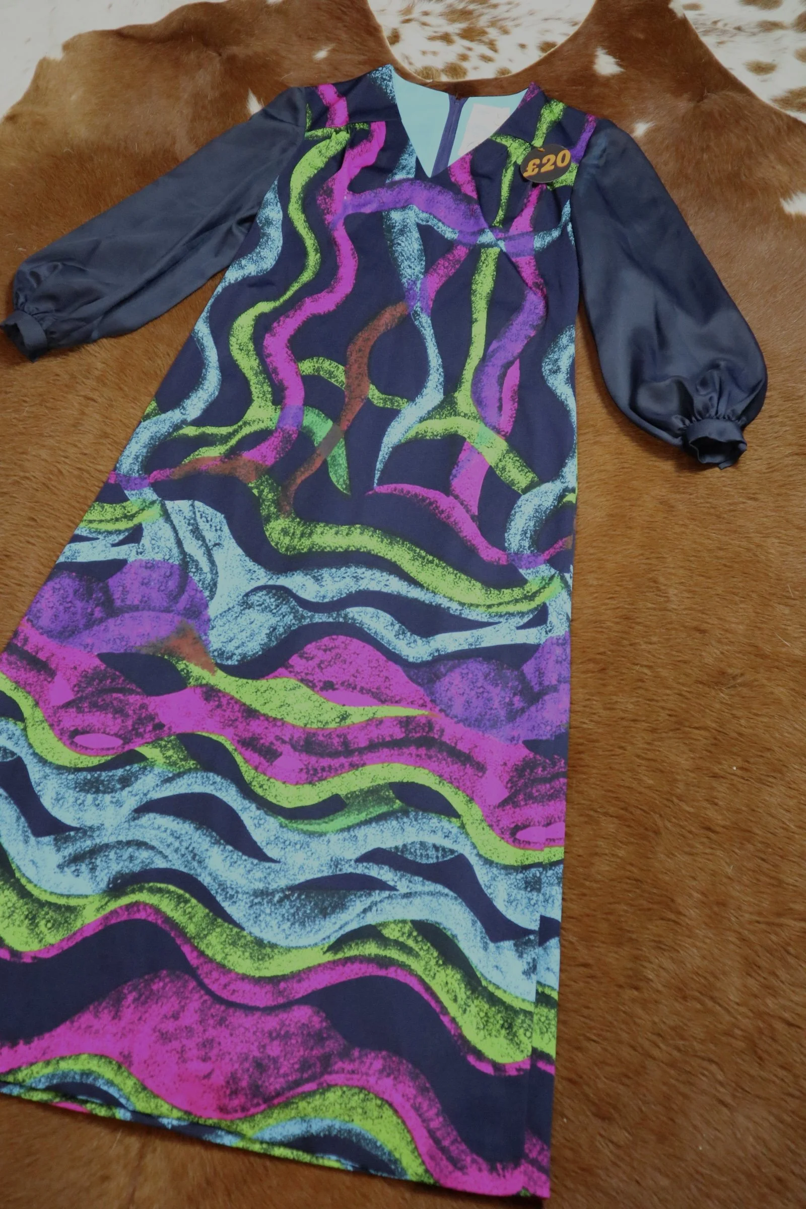 VINTAGE 60S 70S NAVY PSYCHEDELIC MAXI DRESS - 1.jpg