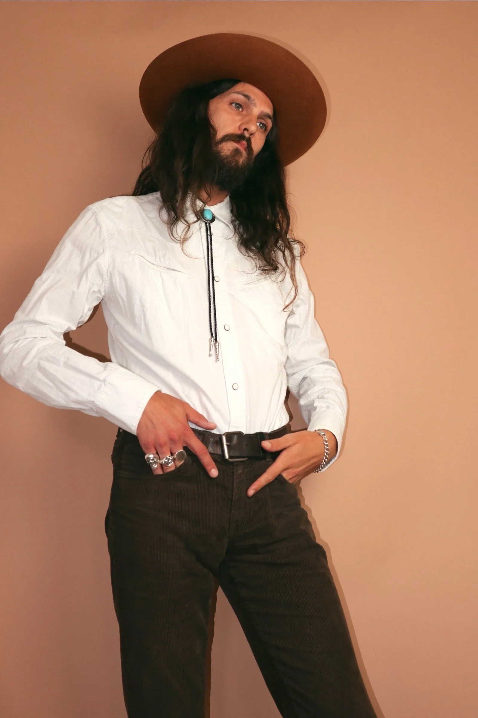 VINTAGE LEVIS MEN'S WHITE COTTON PIN STRIPED WESTERN SHIRT - LARGE.4.JPG