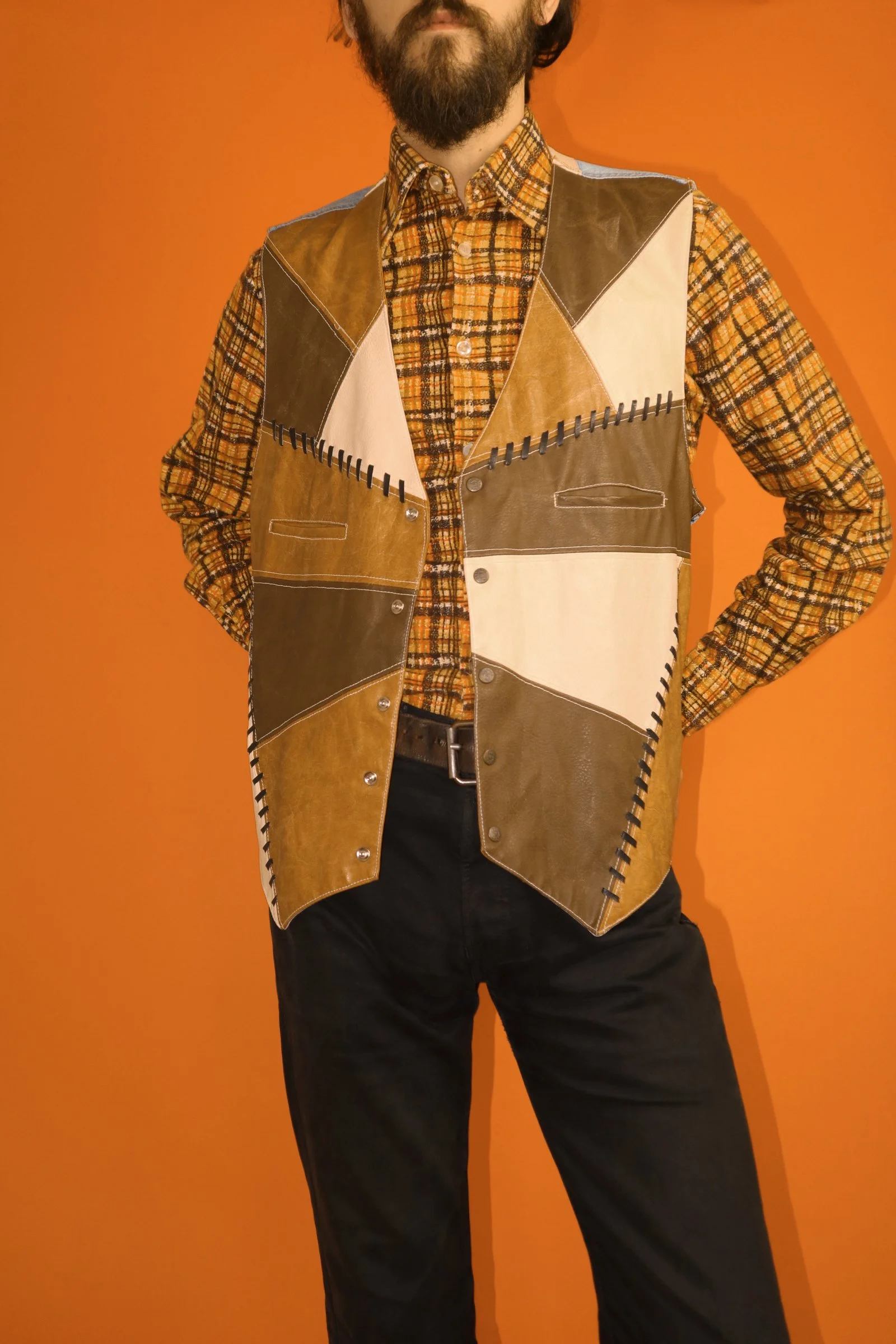 MEN'S VINTAGE 70'S WESTERN $HOOTER TAN PATCHWORK LEATHER DEMIN VEST WAISTCOAT - XL.4.JPG