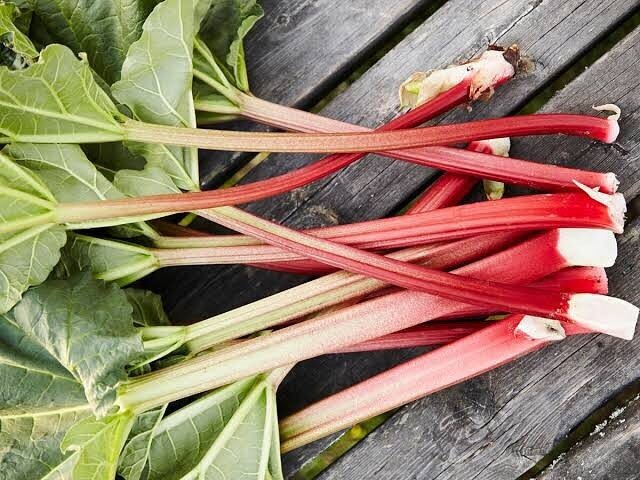Spotlight on rhubarb! One of our wintry favourites, what better way to warm up on a chilly evening than with a rhubarb and apple crumble? Get in touch with us to place an order! 
Fun fact: Rhubarb is technically a vegetable but legally speaking a fru