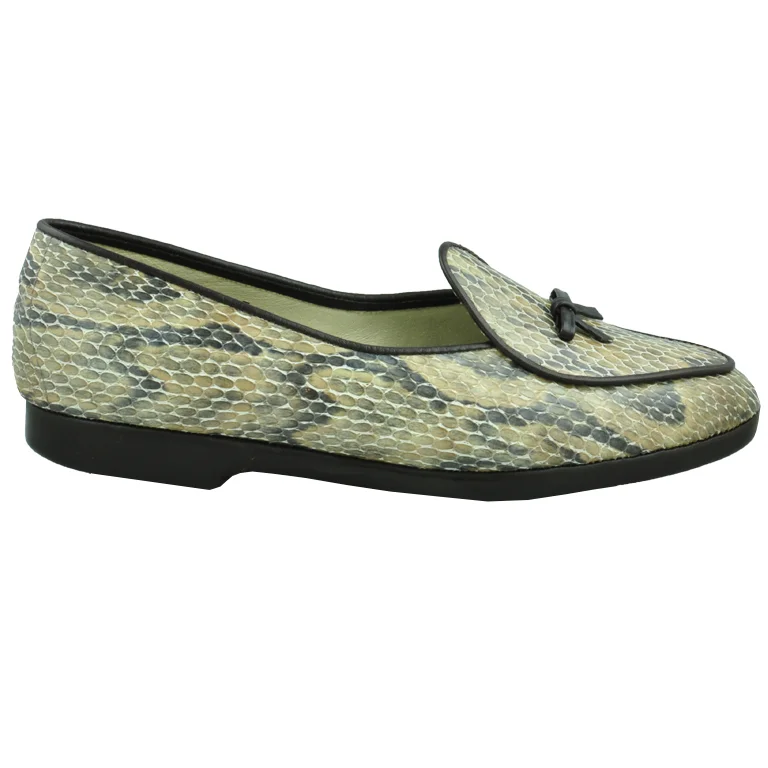 Grey Vipera with dark brown trim 2 .jpg