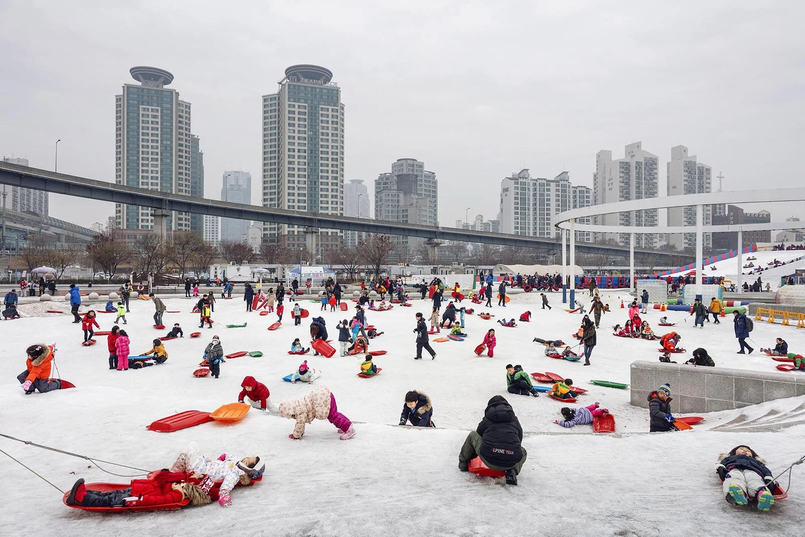 Ttukseom Hangang Park.jpg