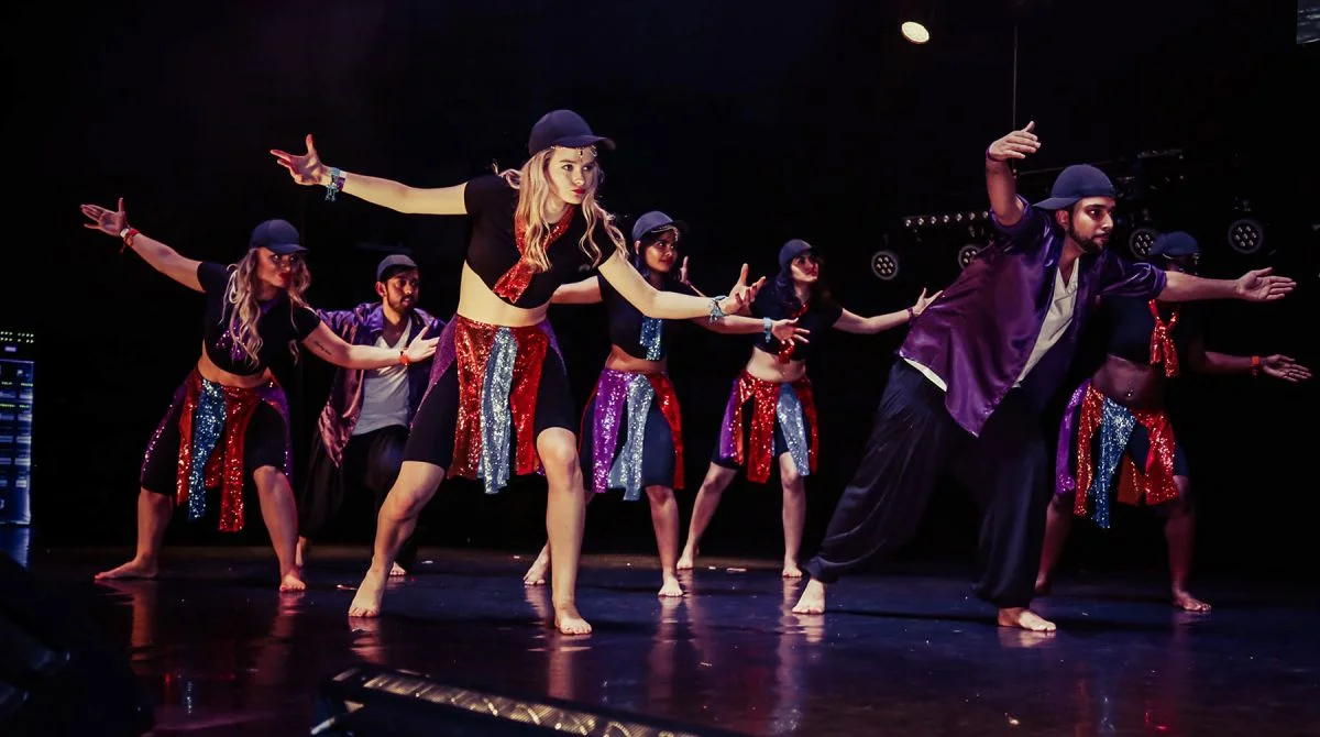 dancetroup.jpg