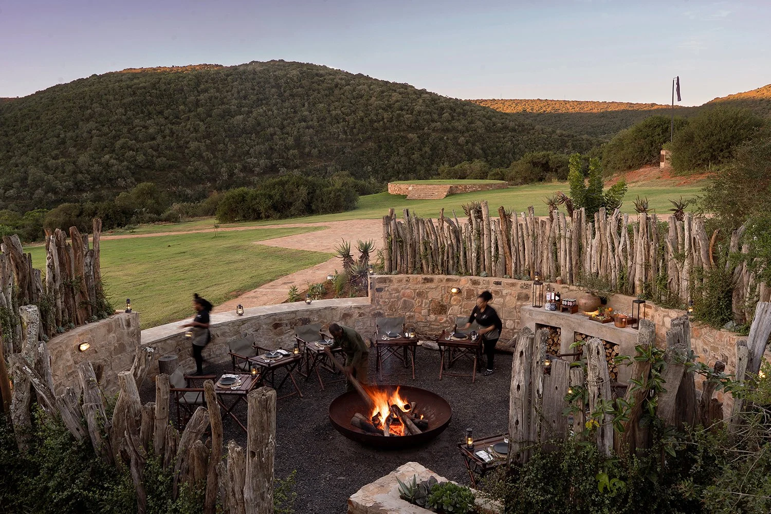 12-honest-work-buffalo-kloof.jpg