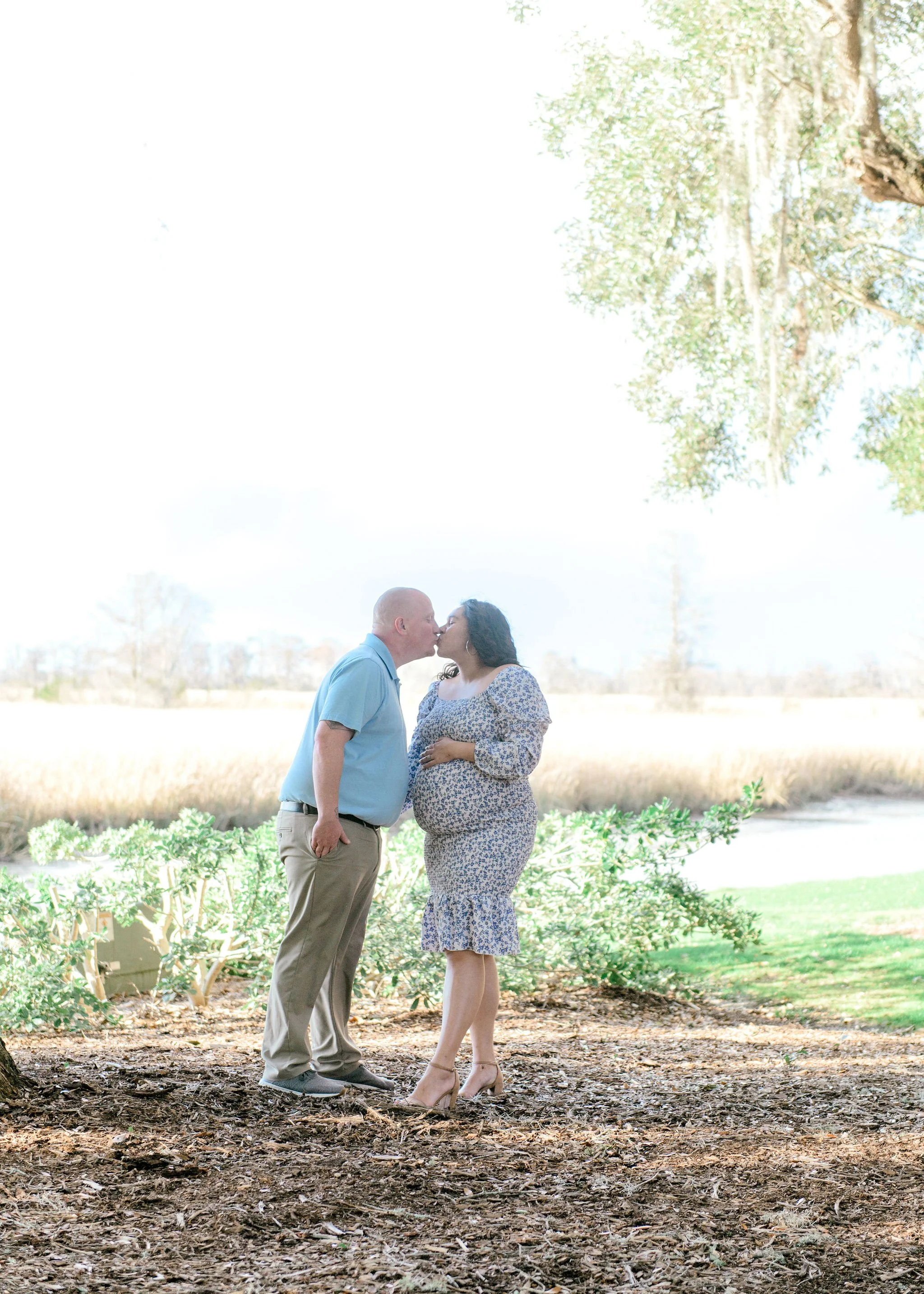 PawleysIslandMaternitySessionbyHosannaWilmotPhotography-101.JPG