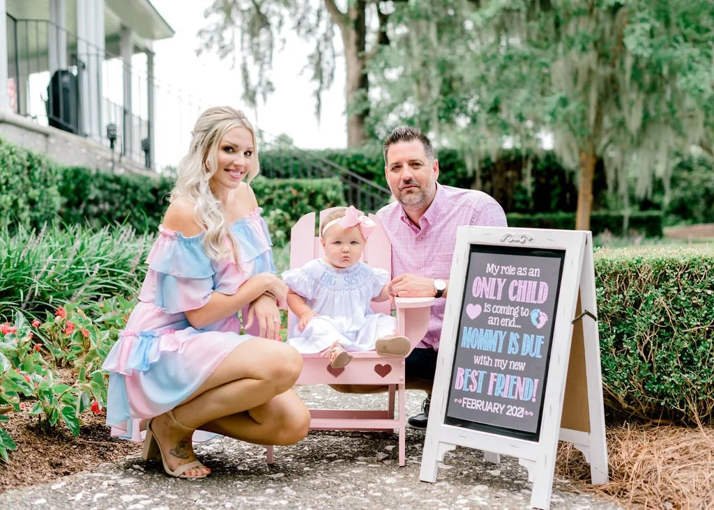 Becca&JustinGenderReveal-HosannaWilmotPhotography-18.jpg