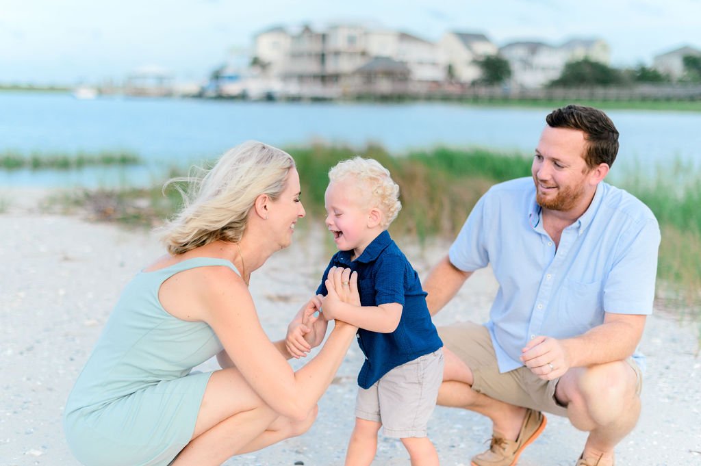 OceanIsleFamilySessionbyHosannaWilmotPhotography-100.jpg