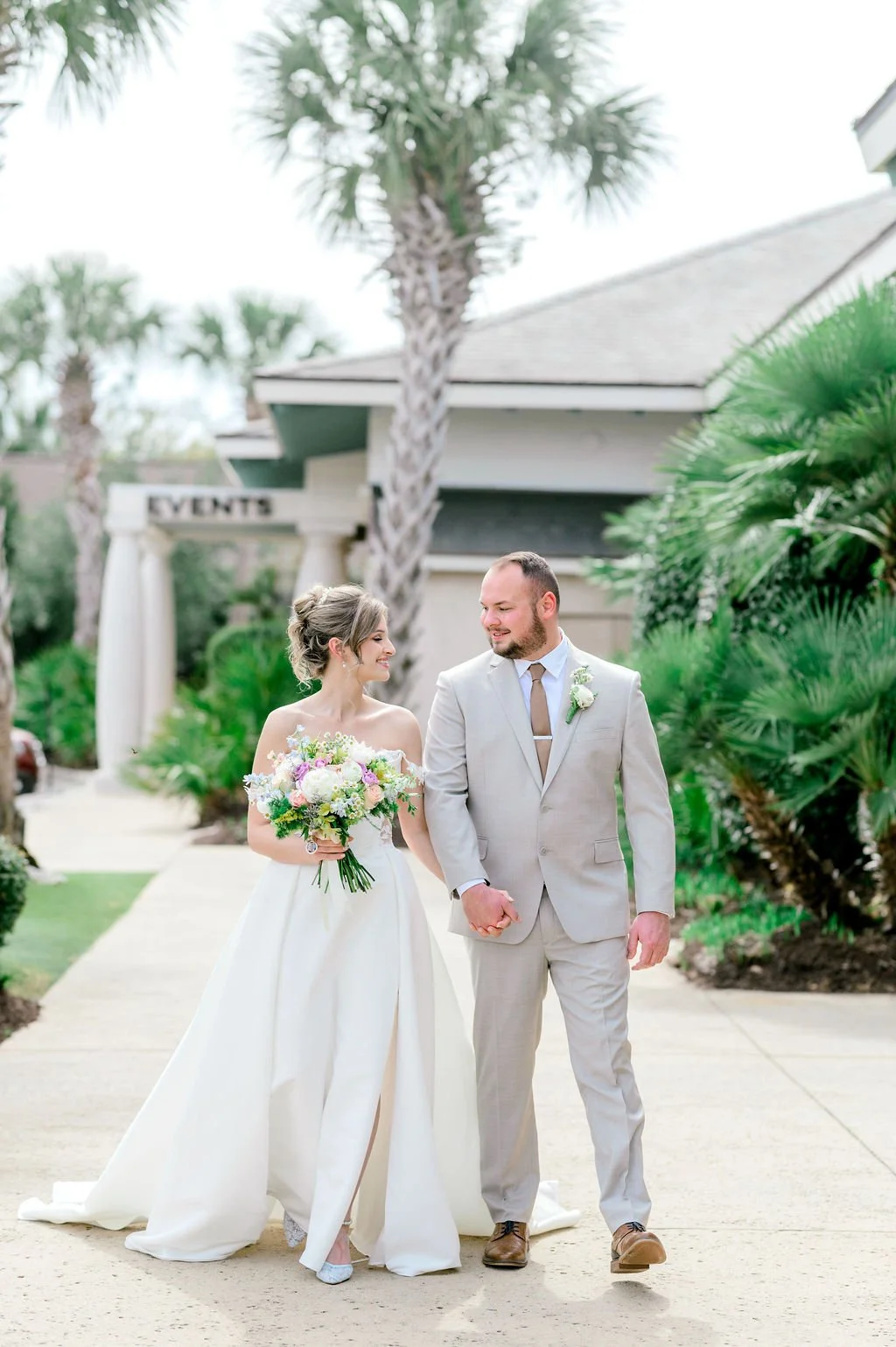 21MainWeddingPhotographybyHosannaWilmotPhotography-462.JPG