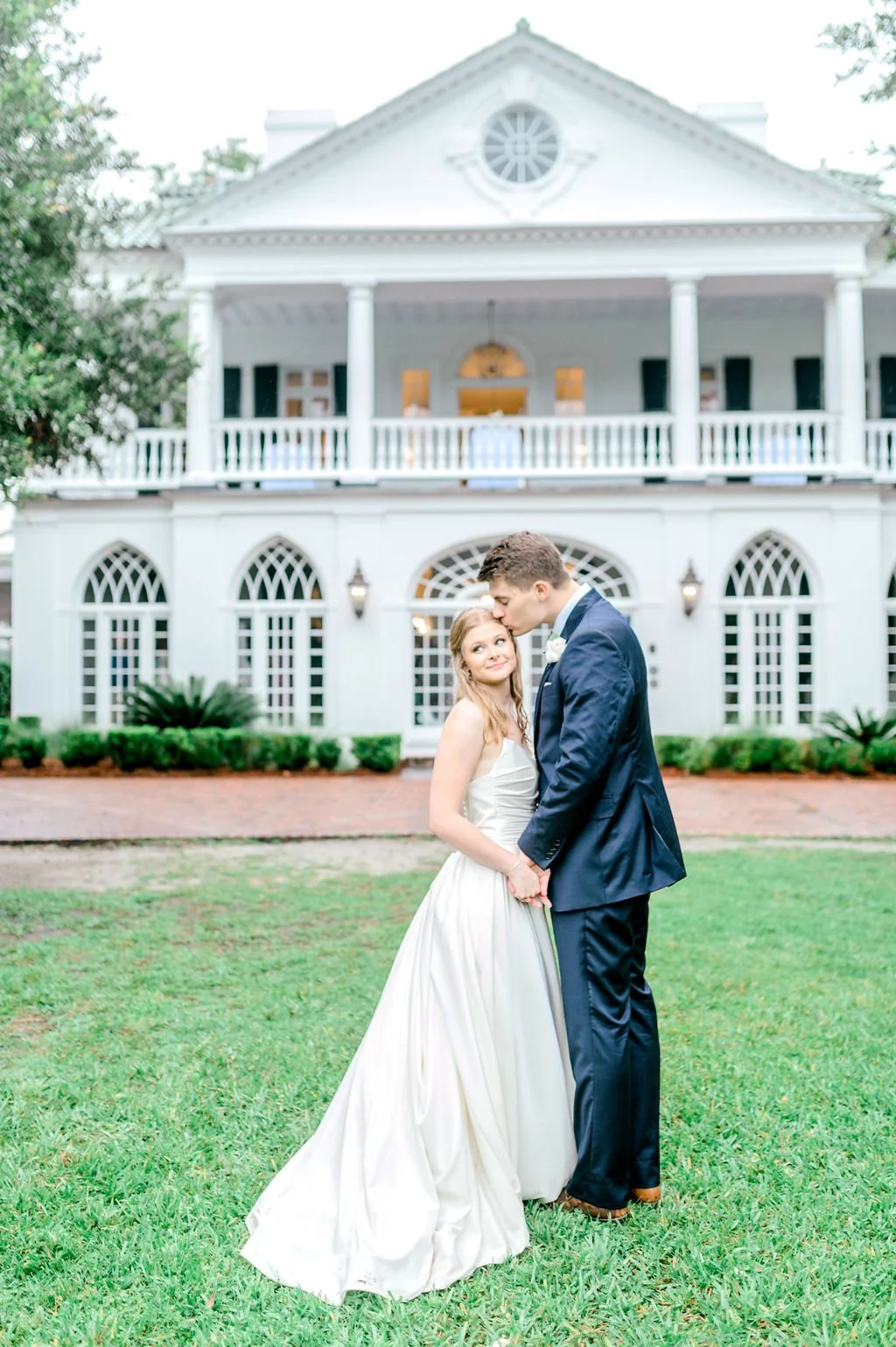 LowndesGroveWeddingCharlestonSC-byHosannaWilmotPhotography-43.JPG