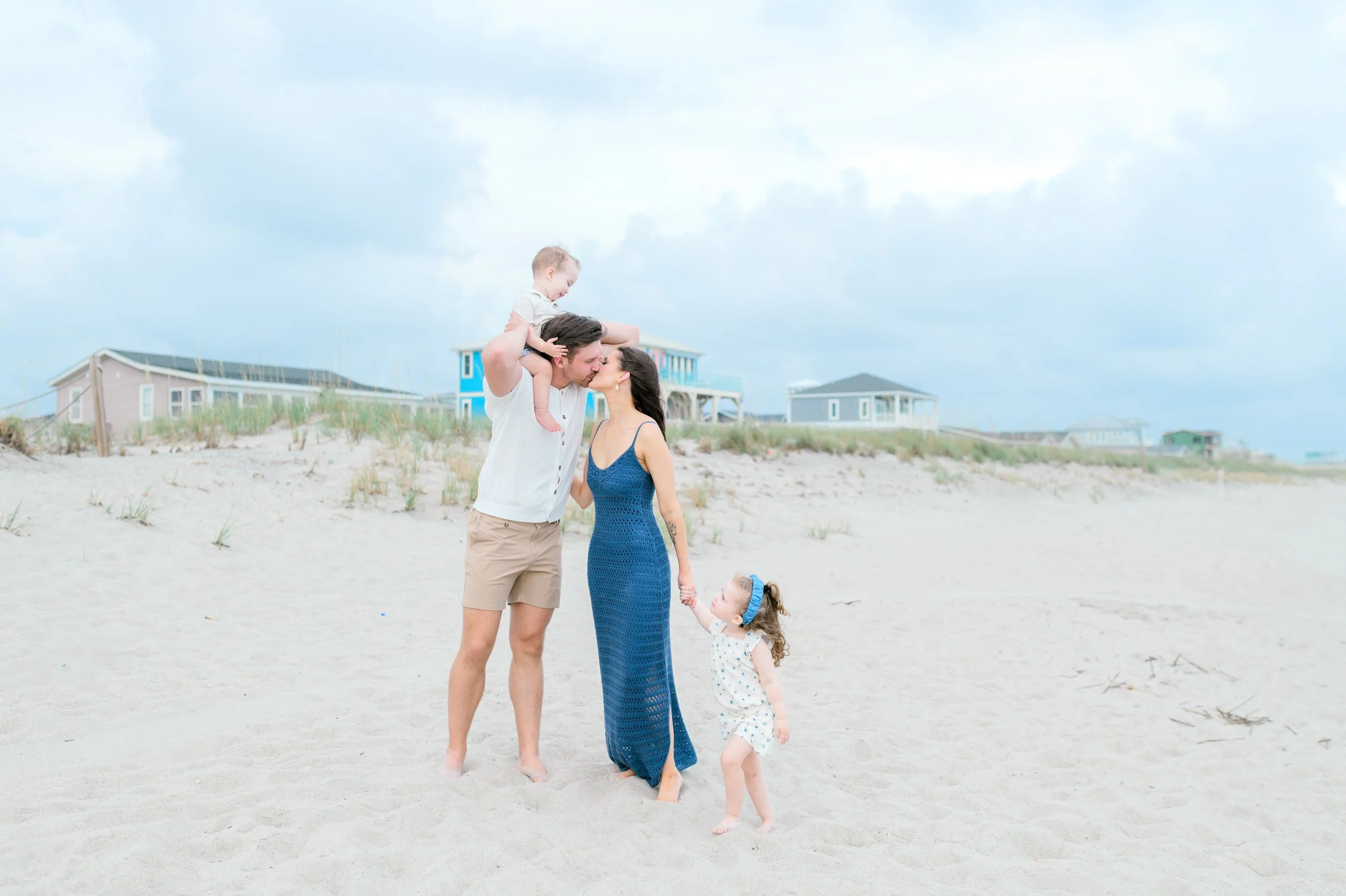 OakIslandFamilyPhotographybyHosannaWilmotPhotography-36.JPG