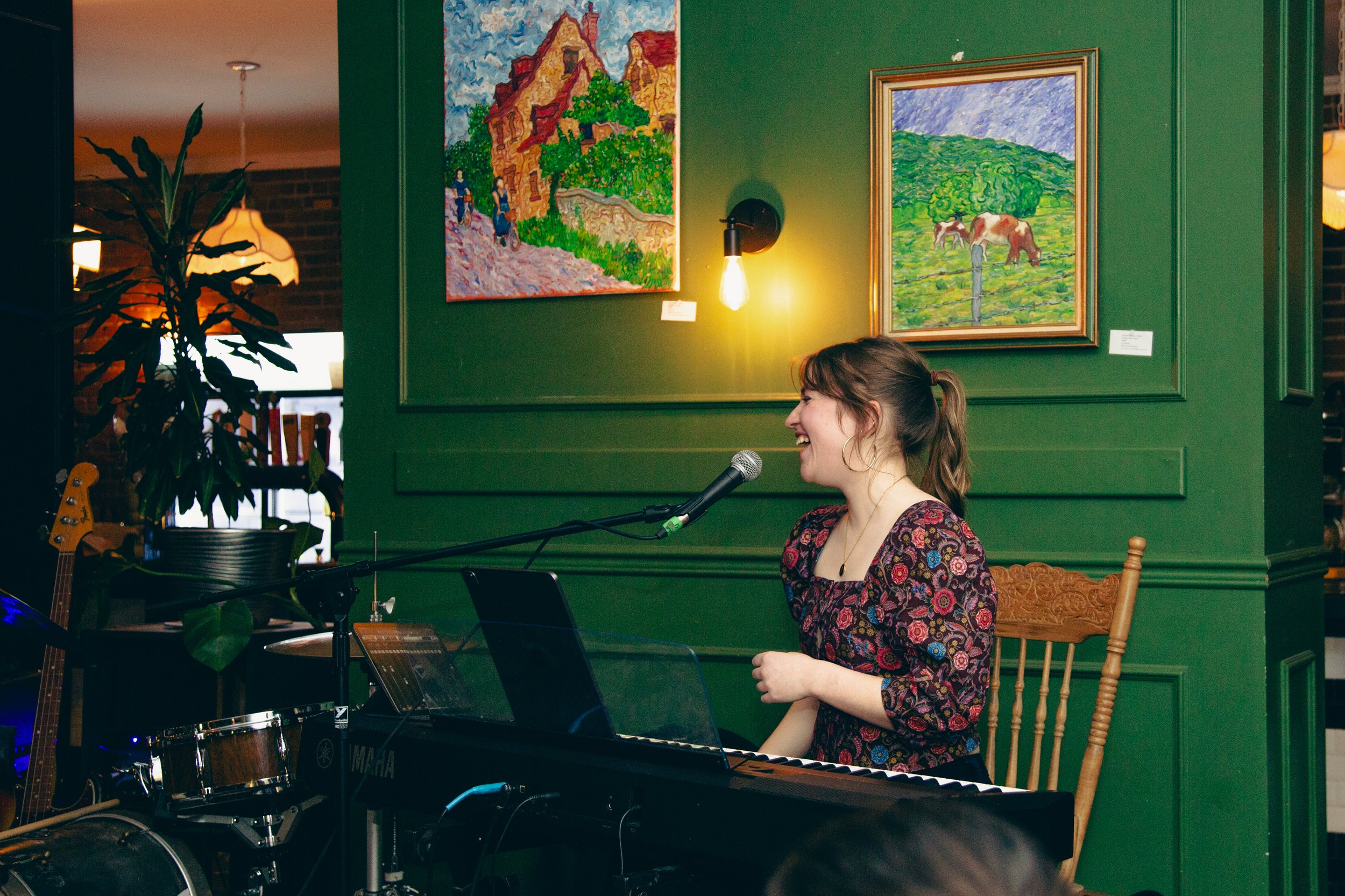 Cegep_JF_et_Oli_BourseEtudiantEtrangerCegepSherbrooke_2026_JuliestgPhotographe_cafe440-38.jpg