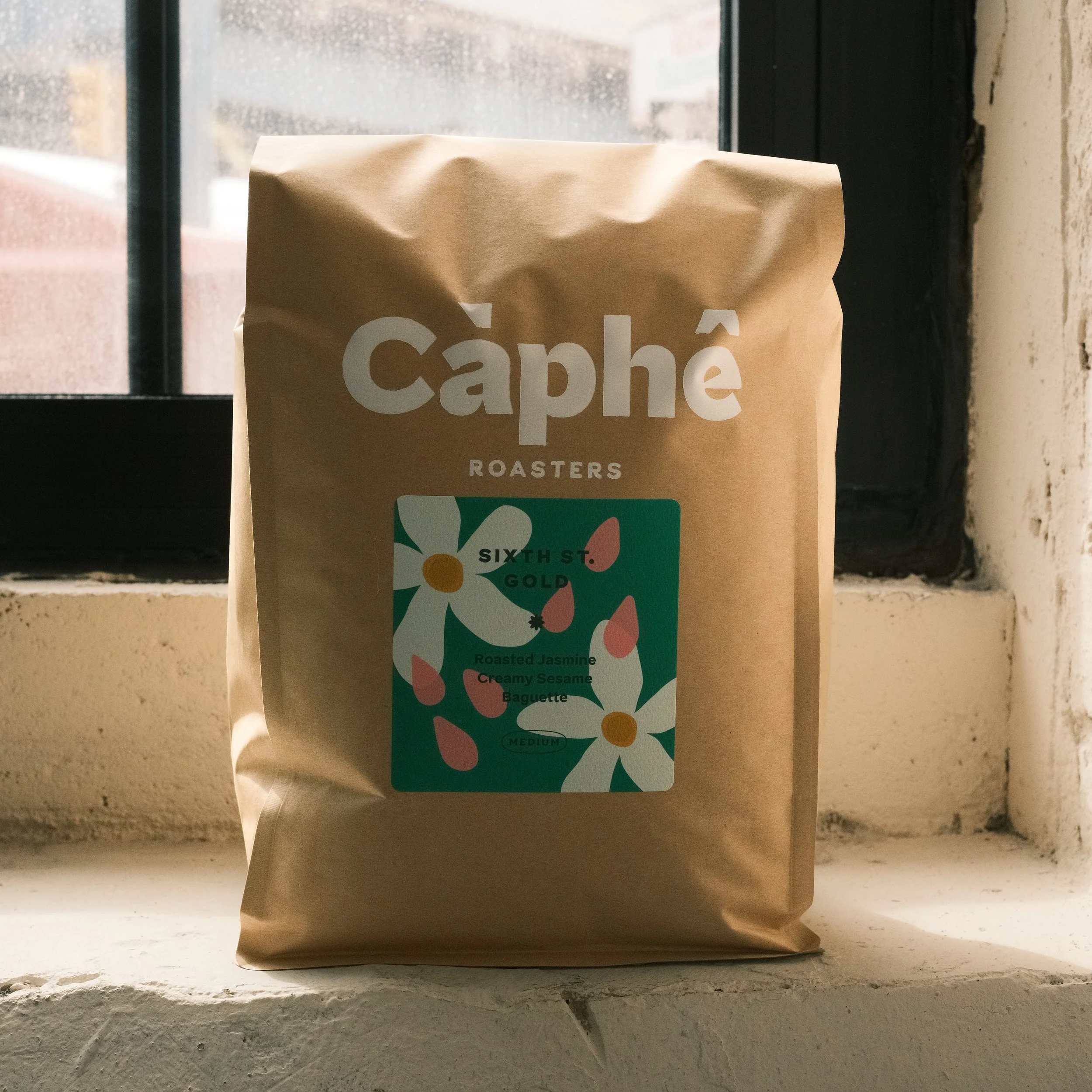 Caphe 5lb Sixth St Gold.JPG