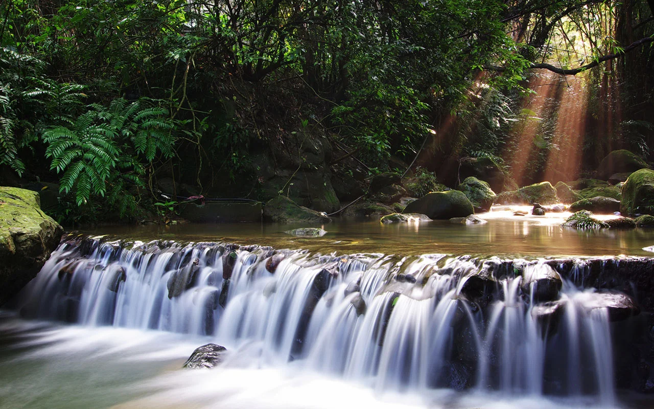 Waterfall.jpg