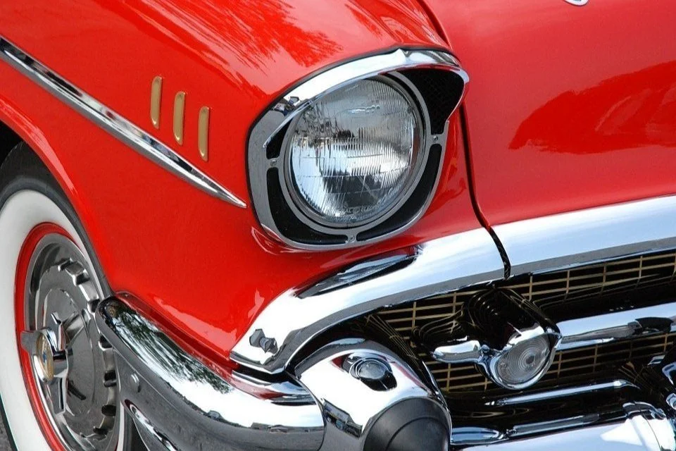 classic-car-RED%252BCHEVY%252BHEADLIGHT%252BPHOTO.jpg