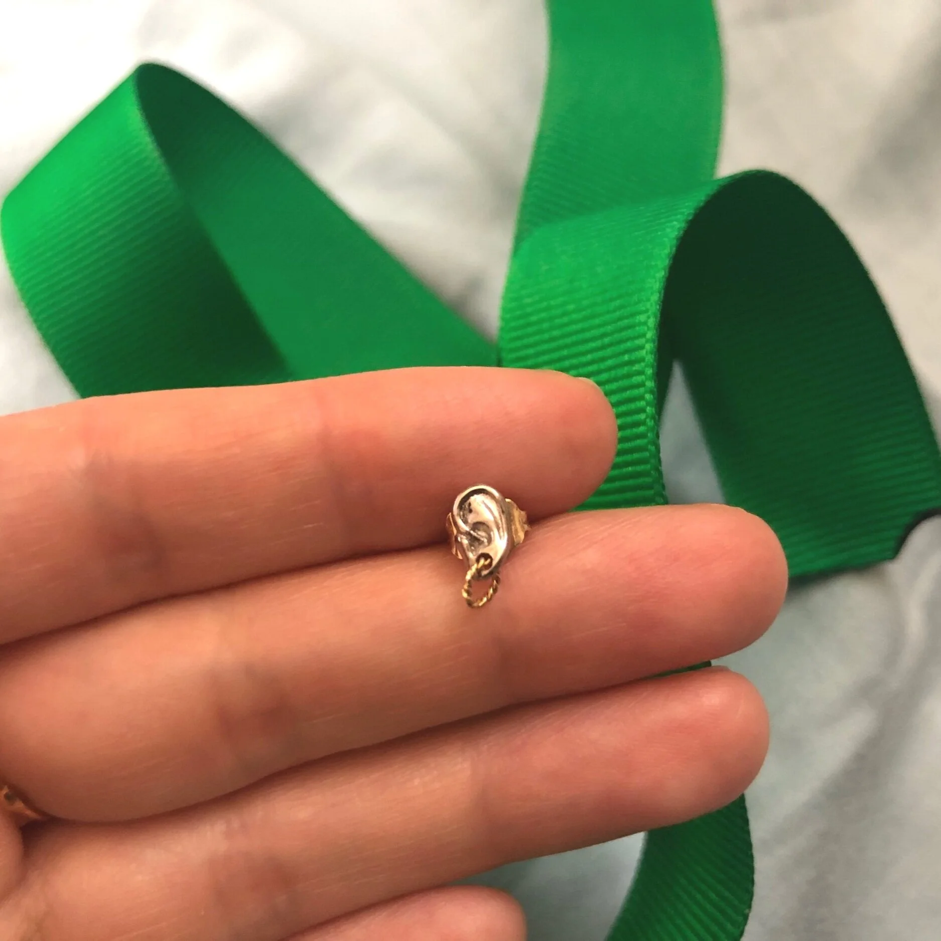 62838B4F-6443-4FB4-AED3-0D13AE7F3BF7