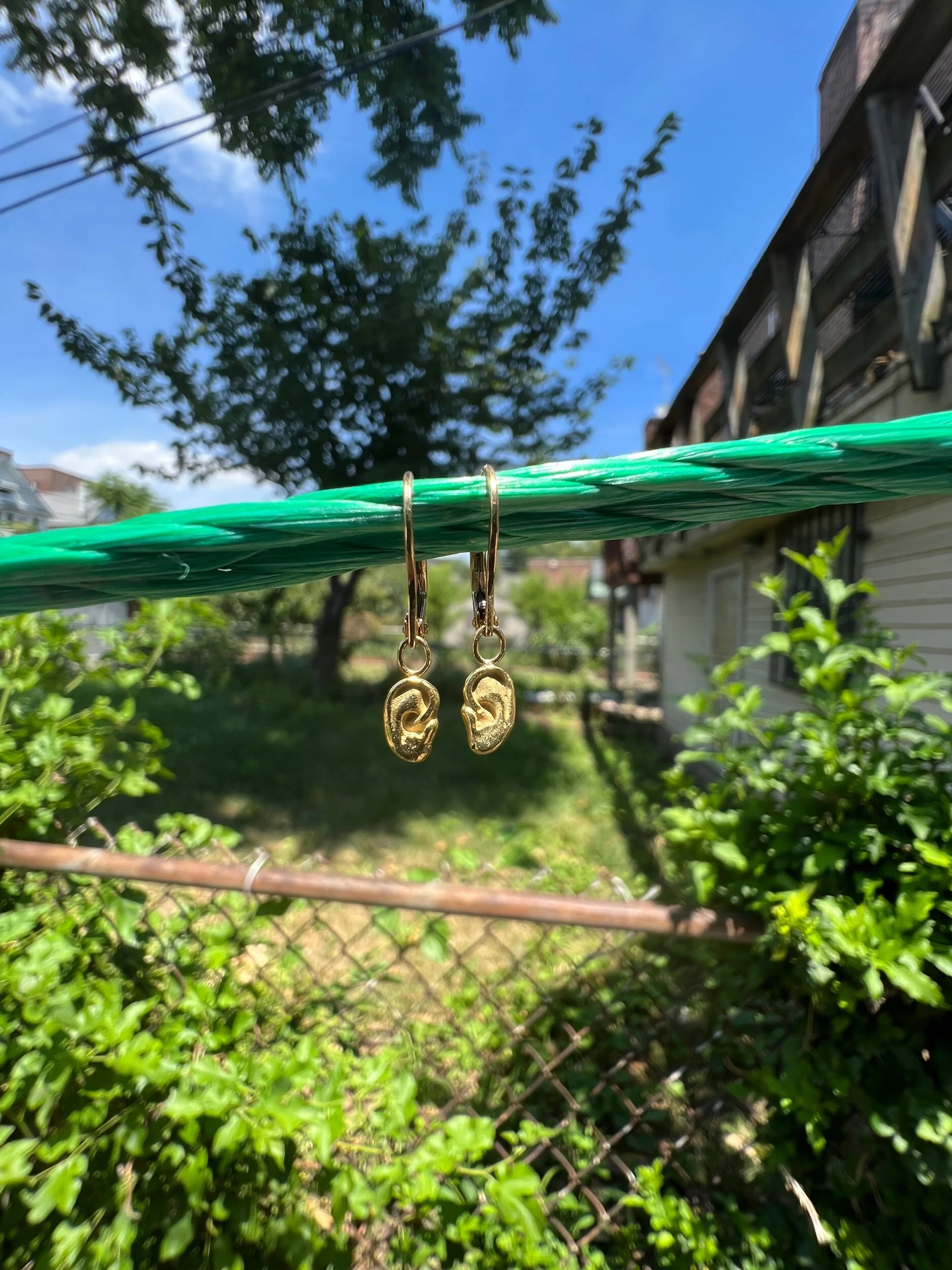 F57CD0DC-DDE9-4F85-87B5-A6A60EE2B233