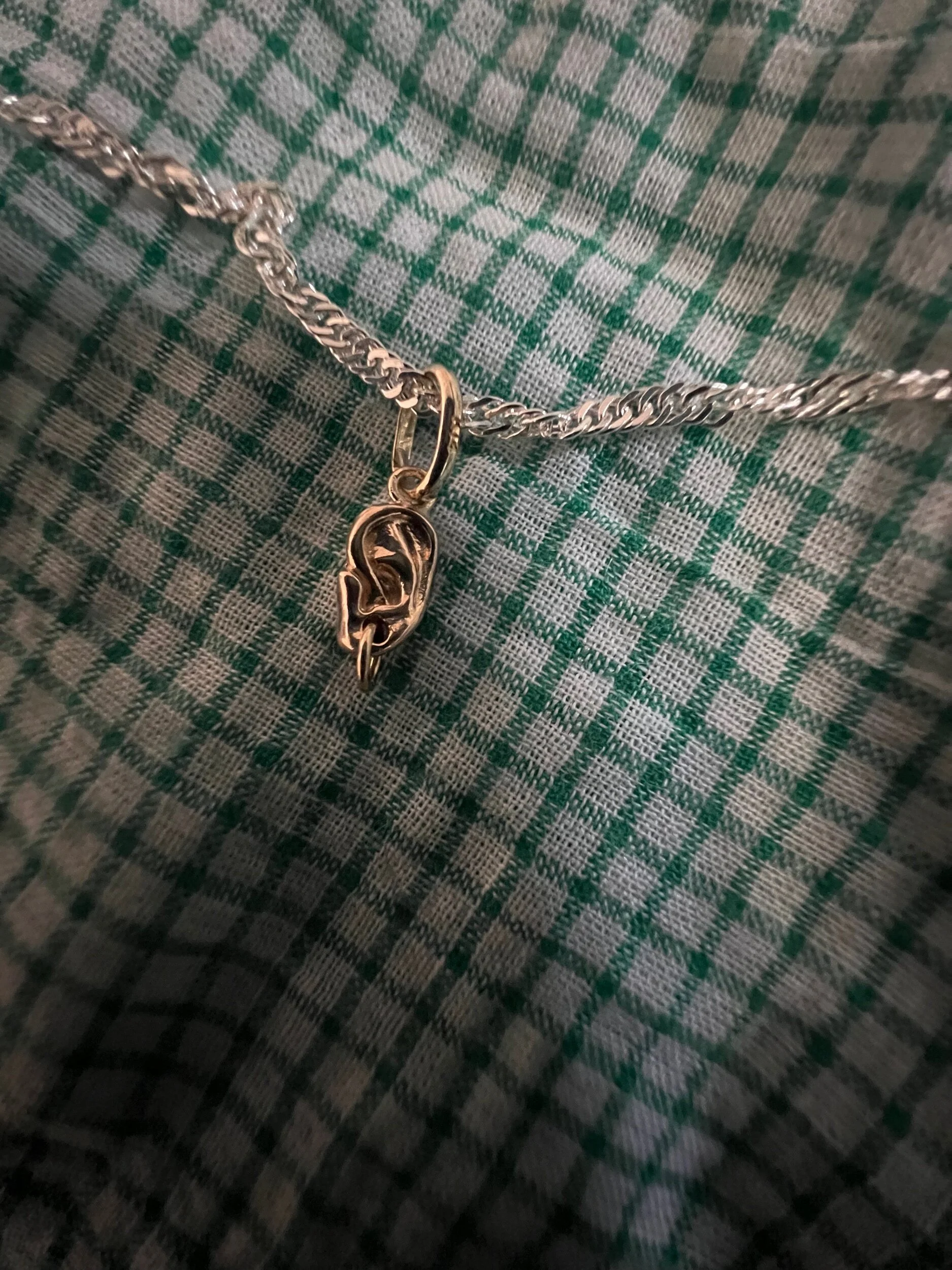 ED51ABAF-6158-455D-A642-CD9A41D995C5