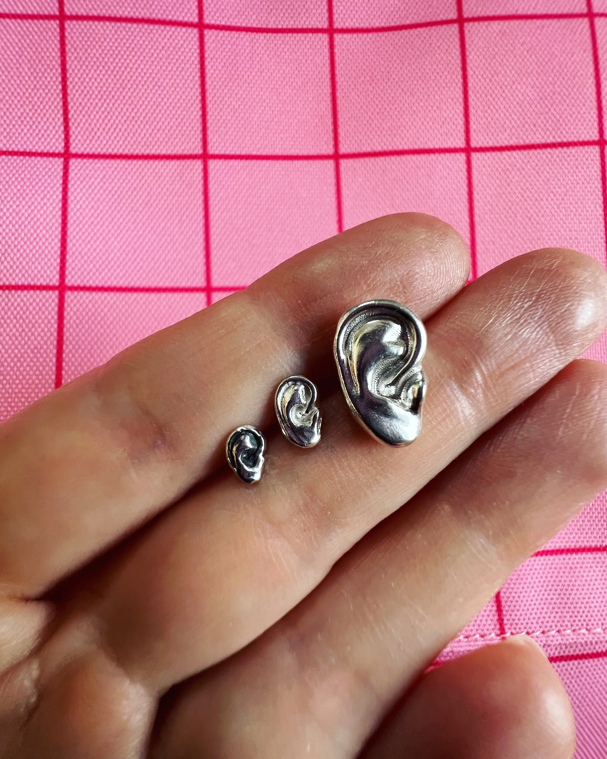 3A412A04-689B-46BE-ACFD-8C051245E4B9