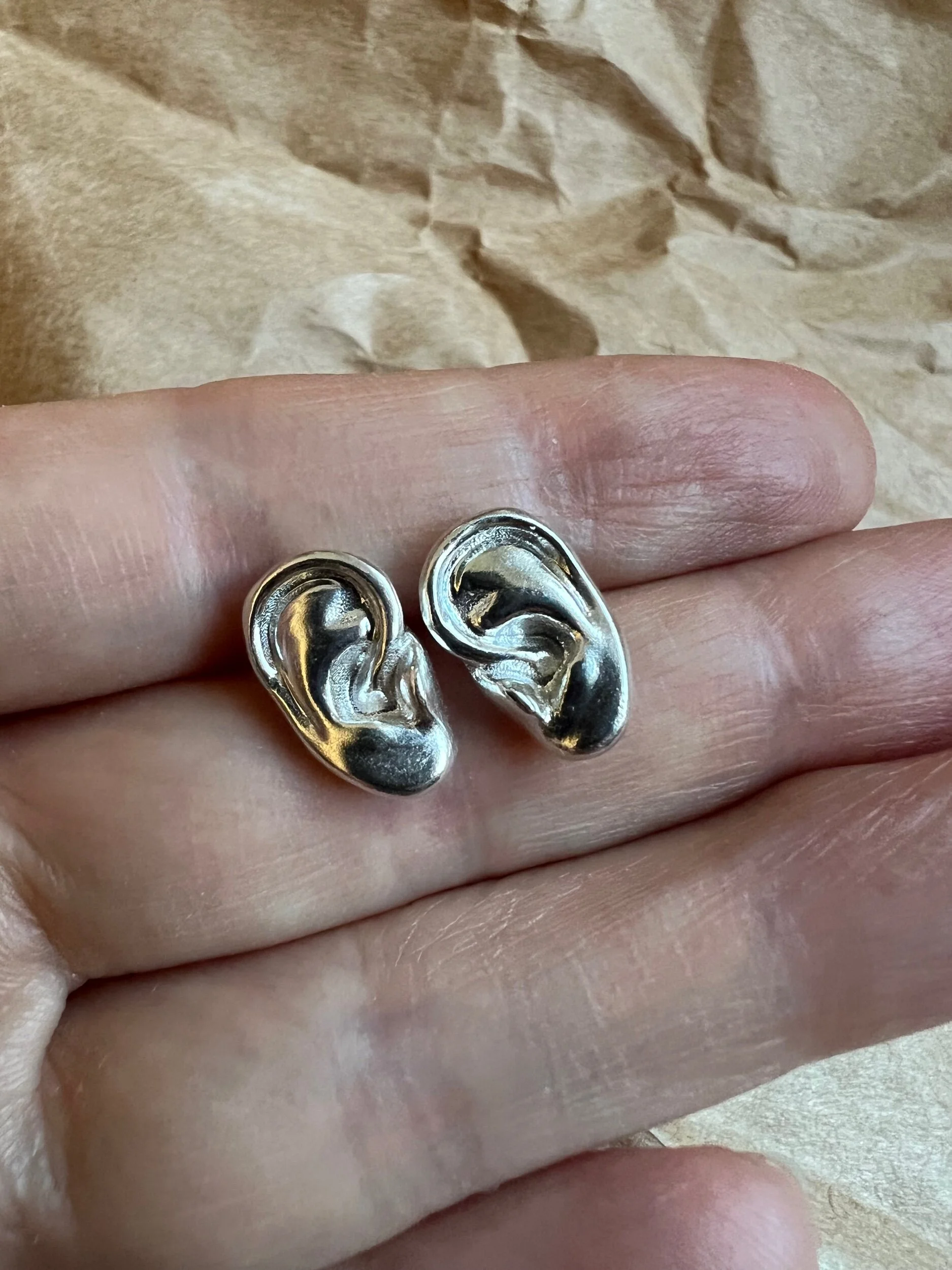 A8F195BE-F2DF-4322-97A9-7B2B800CB31D