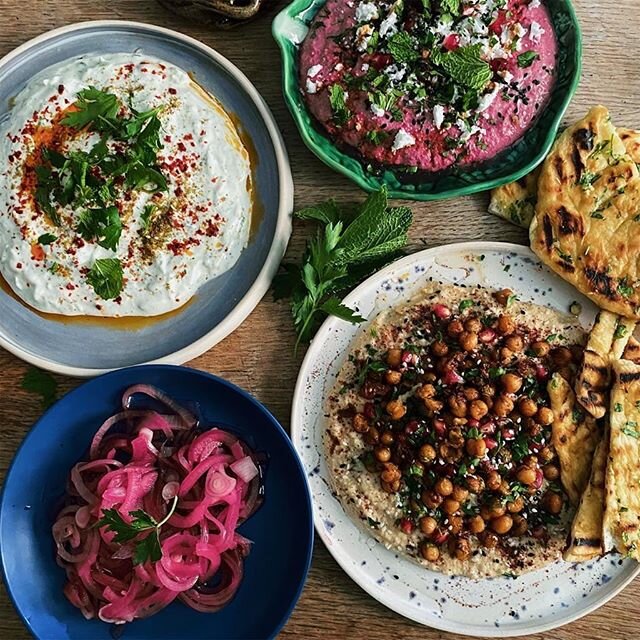 D i p s ~
Made some mega easy and quick flatbreads with yogurt and flour, griddled them, lathered them in garlic butter and then quickly demolished these plates of dips. Cumin spiced hummus with fried chickpeas, beetroot with goats cheese, tzatzki an