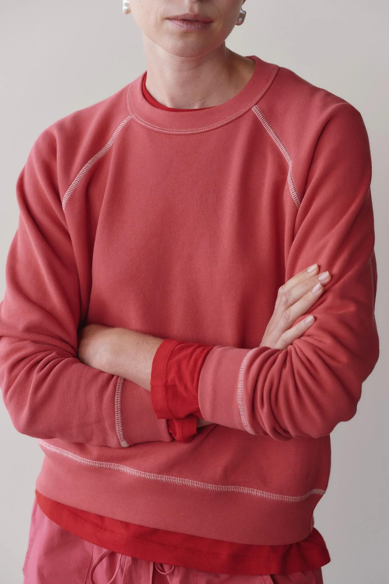 the-eco-terry-contrast-stitch-sweatshirt_raspberry-creme-stitch_045.webp