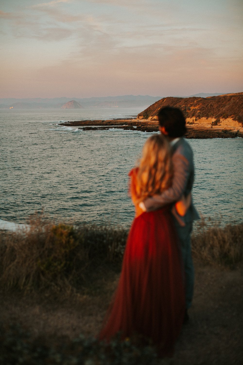 montana de oro sunset engagement photos central coast california wedding photographer poppy and vine (4).jpg