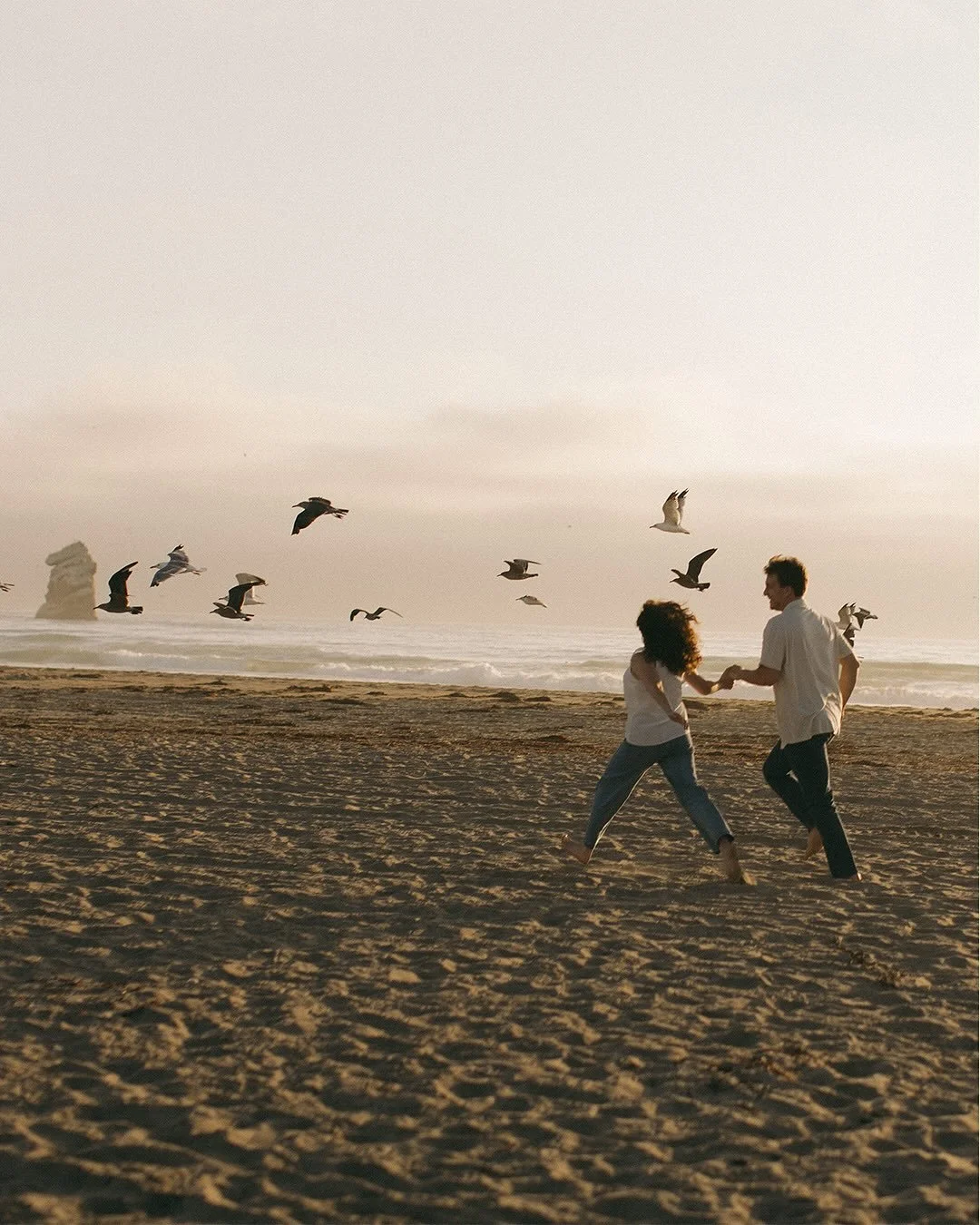 How a family vacation in Morro Bay FEELS 🤌🏼

It is truly always an honor to be chosen to document a season by another photographer 🥹 thank you @eminiewestphoto for letting us run around on the beach with your sweet family 💓

.
.
.
.
.
Documentary
