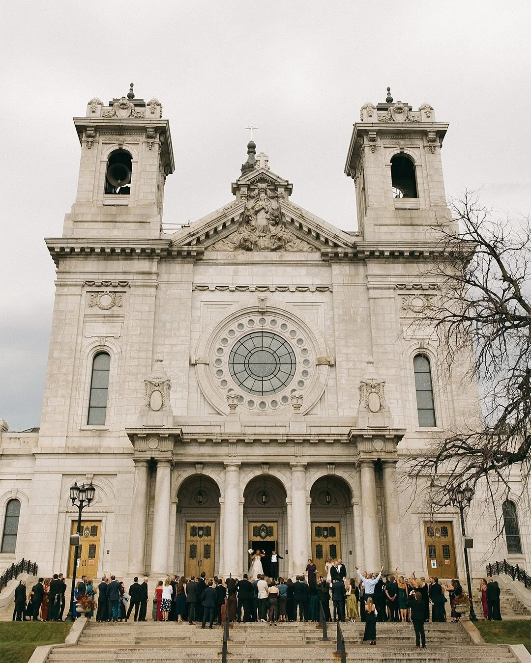 It&rsquo;s been a month and I&rsquo;m still in awe of this church and the fact that we got to photograph our friends getting married in it?!?!?!

Plus more favorite moments from Savannah + Connor&rsquo;s day in downtown Minneapolis 🥰

.
.
.
.
.
.
.
