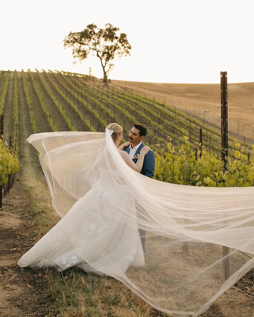 I don&rsquo;t know who needs to hear this today, but, you don&rsquo;t have to perform for your wedding photos!!! Or for any aspect of your wedding for that matter!

There is so much beauty in the humanity of the fleeting moments of your day. Trust. 
