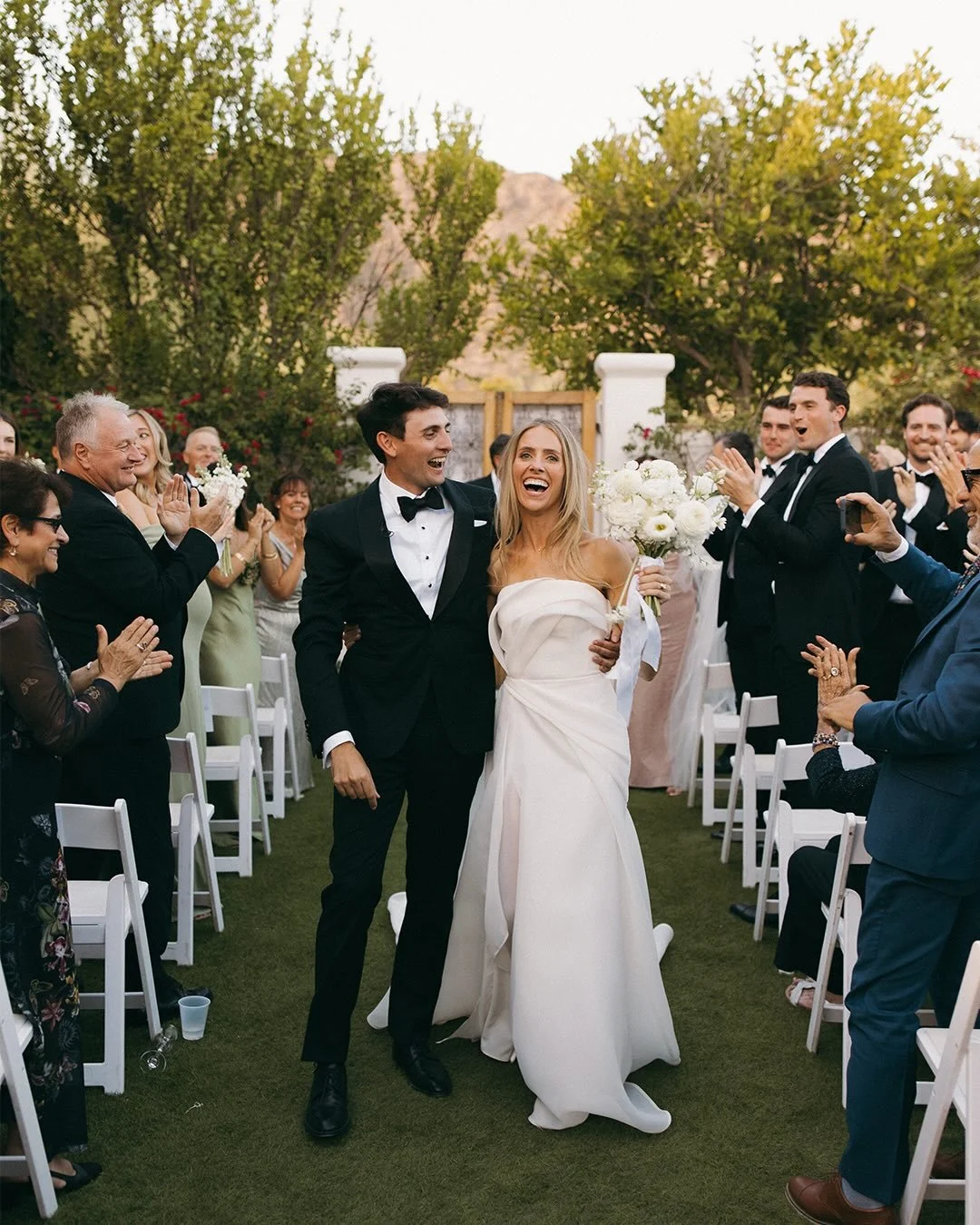 It&rsquo;s about time we shared Shelby and Drew&rsquo;s El Chorro wedding with you all!!!!

A day with so much joy and soul and laughter and just the lightest and free feeling because no one felt the need to perform for any of it! Joseph and I simply