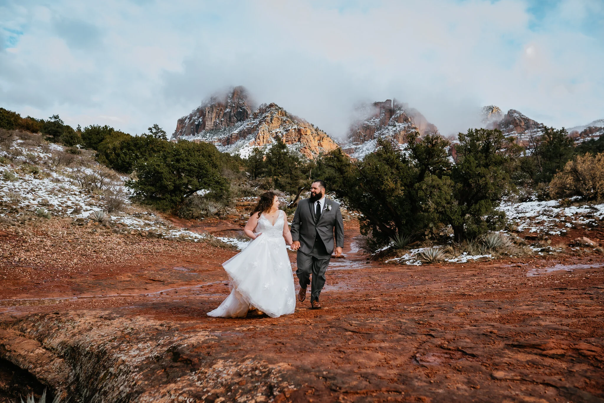 Romantic and Snowy Sedona Wedding | Hunter + Danny