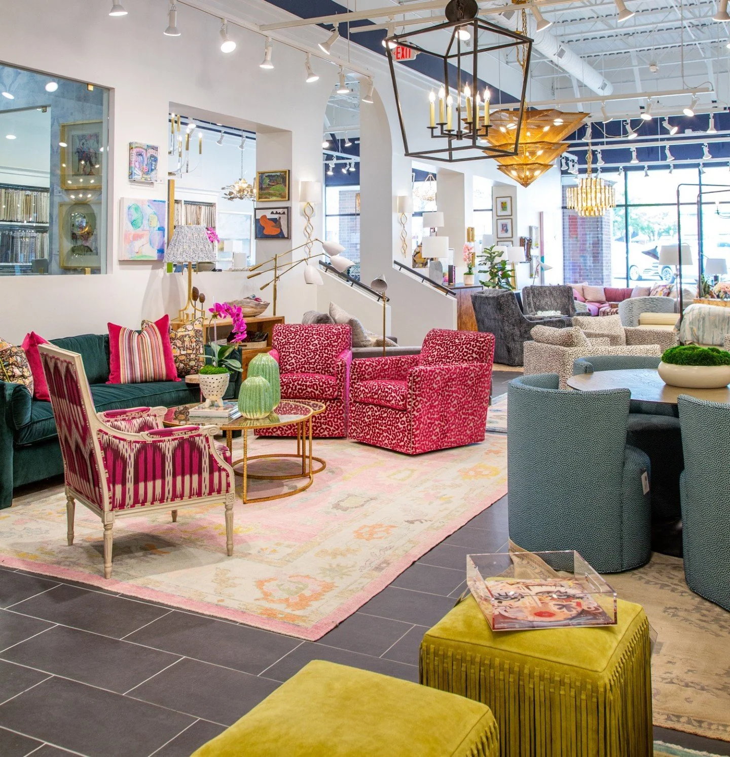 Your dream space starts here. ✨

Photographer: @shevyvision 

#HHIStyle #InteriorInspo #CuratedLiving #DesignThatFeels