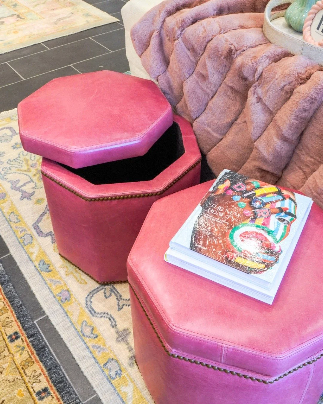 Storage that doubles as design ✨

#statementottoman #homedecor #ottomans