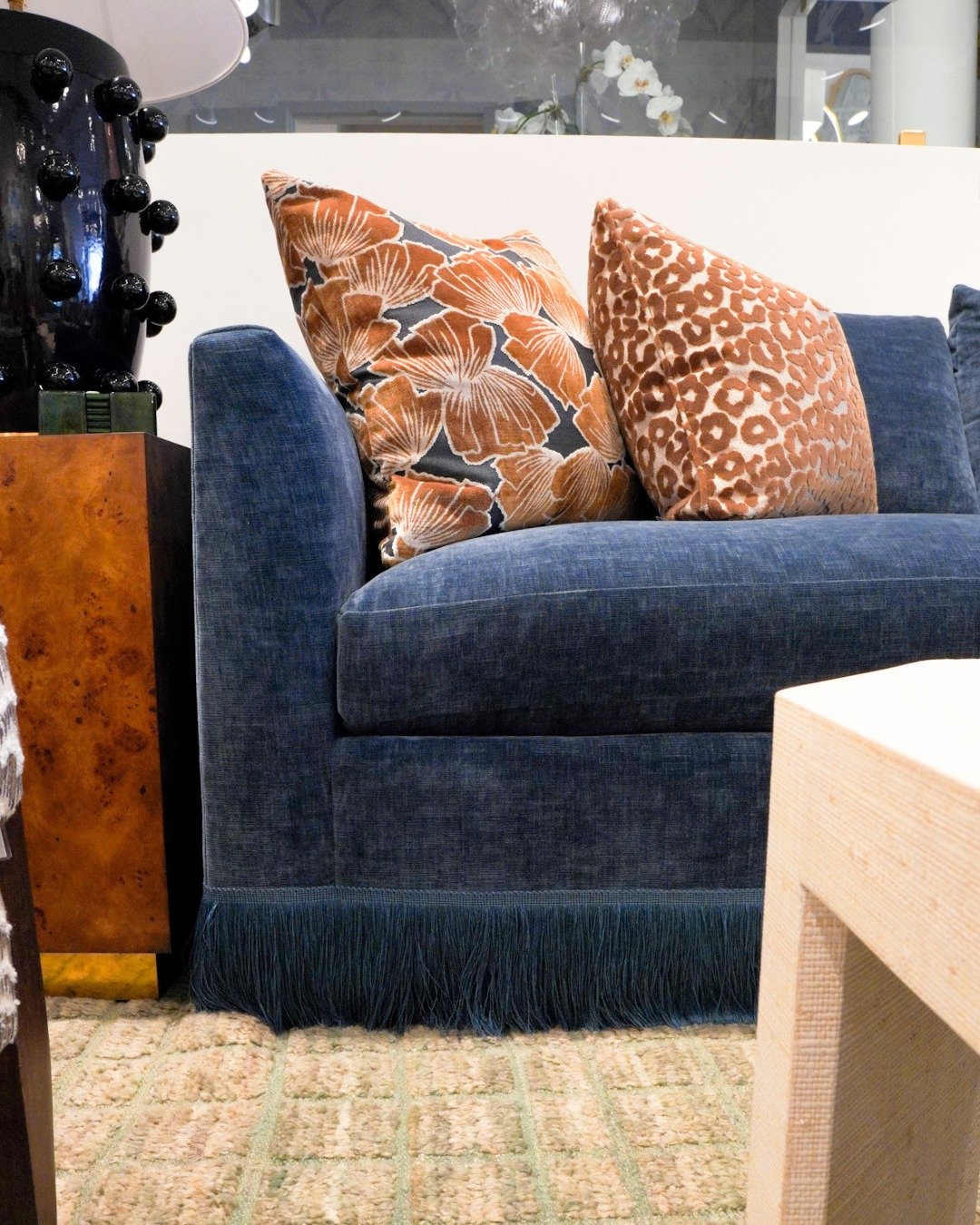 Curved or structured arms?

#couches #furniture #luxuryliving