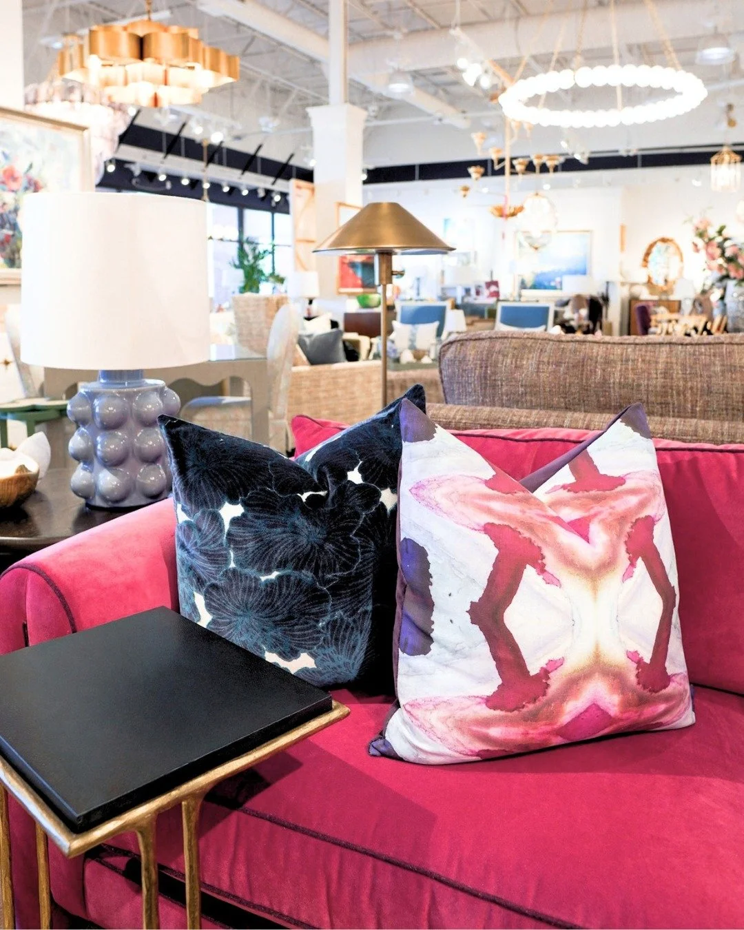 Pink dreaming 🦩

#couches #interiorinspo #homeinspo