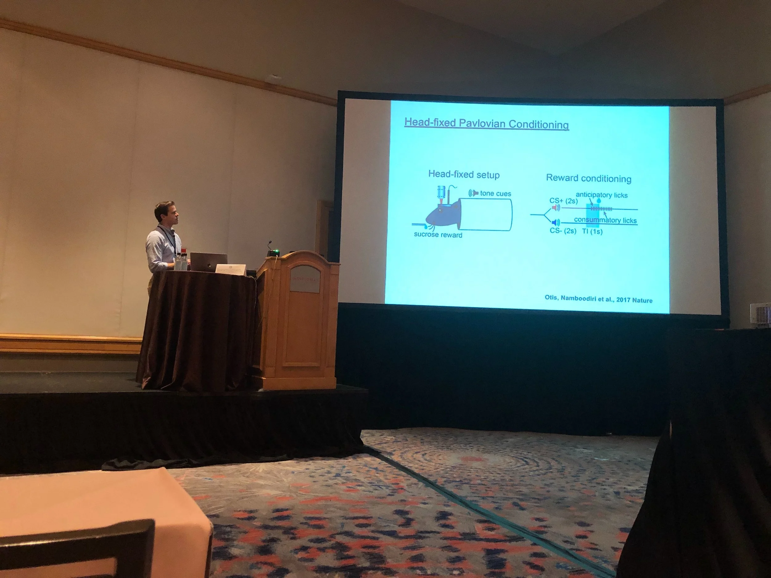 December 13th, 2018 : Jim was at #ACNP2018 in Hollywood, Florida. He presented his work from Dr. Garret Stuber’s lab on a panel with Drs. Rita Fuchs, Jakie McGinty, and Fabricio Do-Monte.