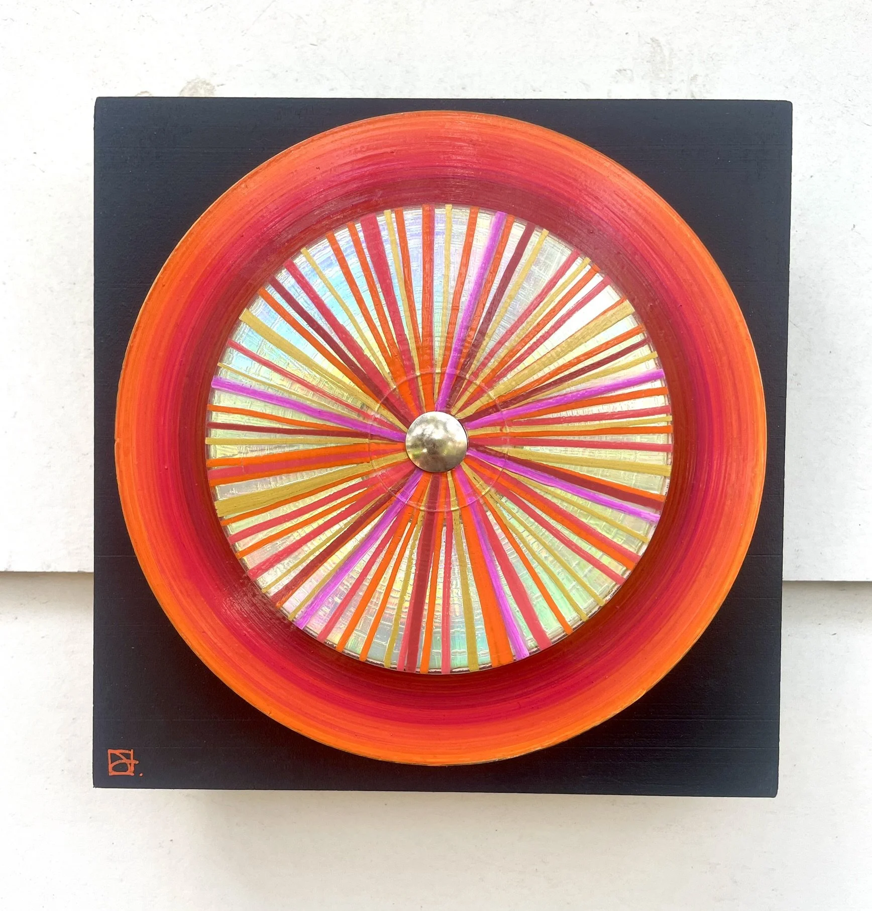 Tangerine Combo
 
8x8 Painted Up-cycled 45 Record & CD on Wood Panel
