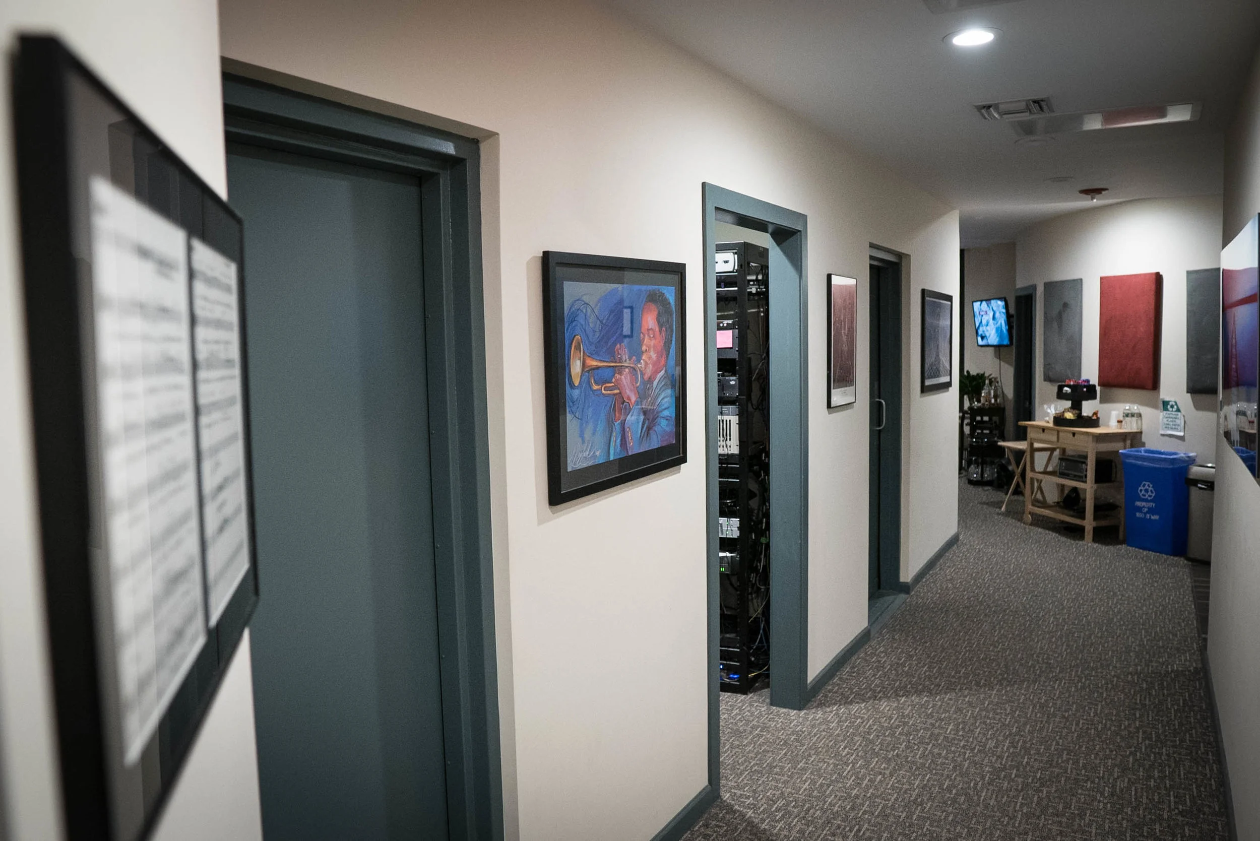 SB_Hallway2.jpg