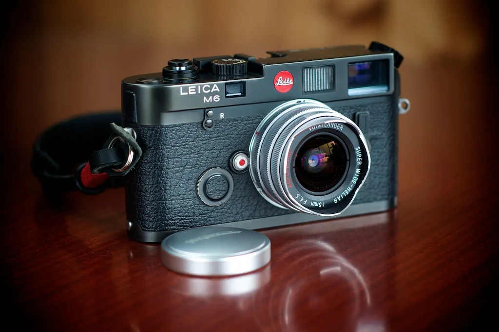 15mm Voigtlander Leica-M6-with-15mm-Voigtlander-Super-Wide-Heliar-f-4.5