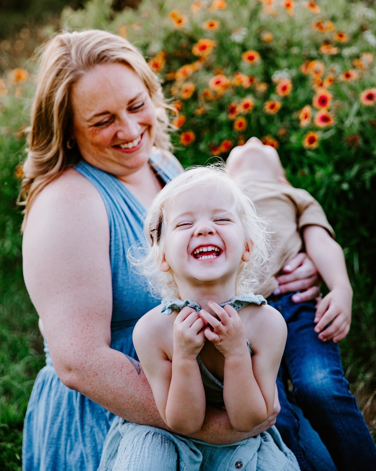 Confession: In the last few years, I haven&rsquo;t prioritized spring pictures for my own family.😬 But in truth, I wish I had. Let me tell you why&hellip;

Like many families I schedule our family photos in the fall. I LOVE fall photos, I do. The go