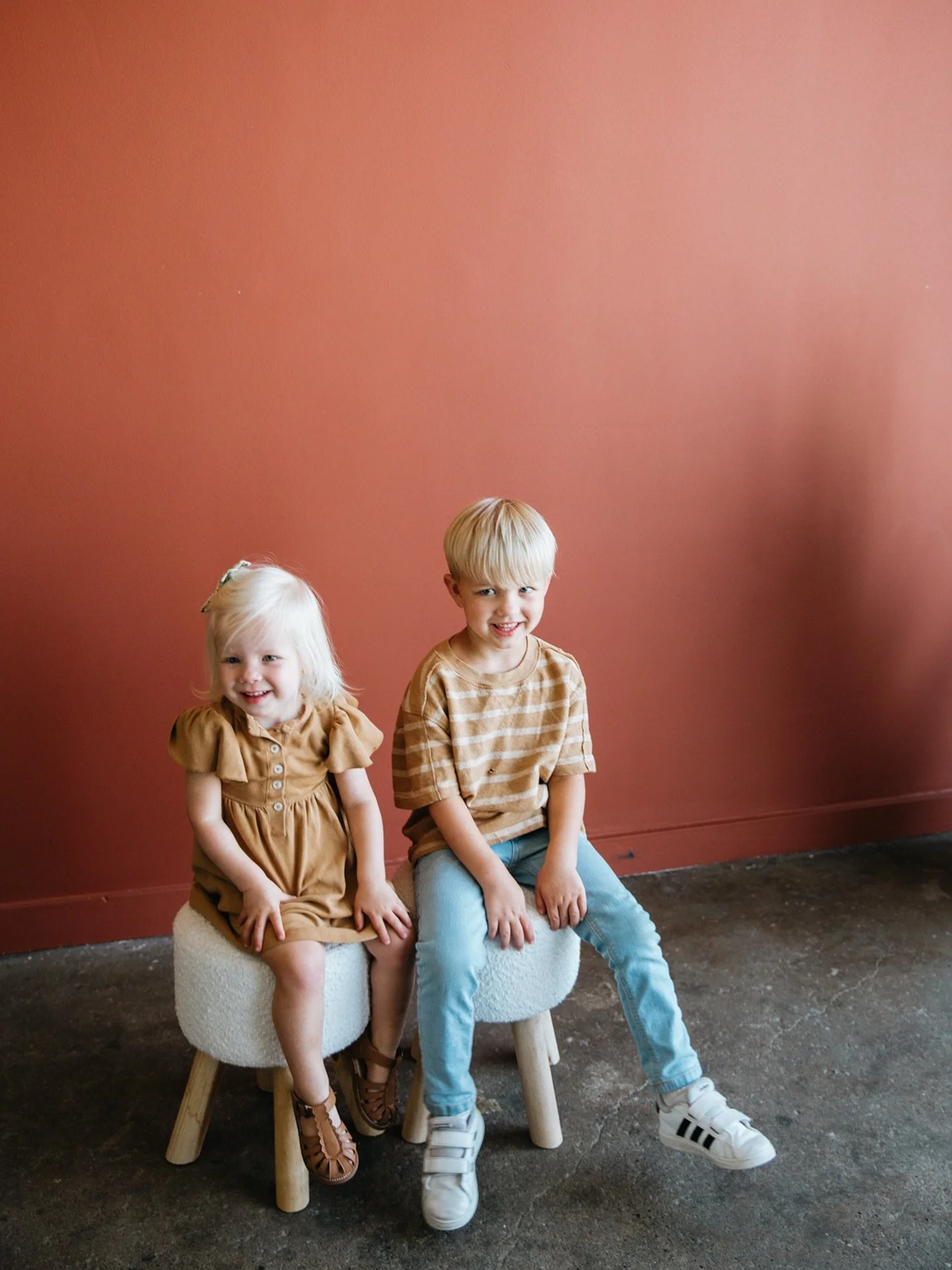 Last fall, I had a client tell me something I will never forget...
“We’re just not a mini session family.”
At first I had to take a moment to understand what she meant.
But then we got to talking about her family. How in the past