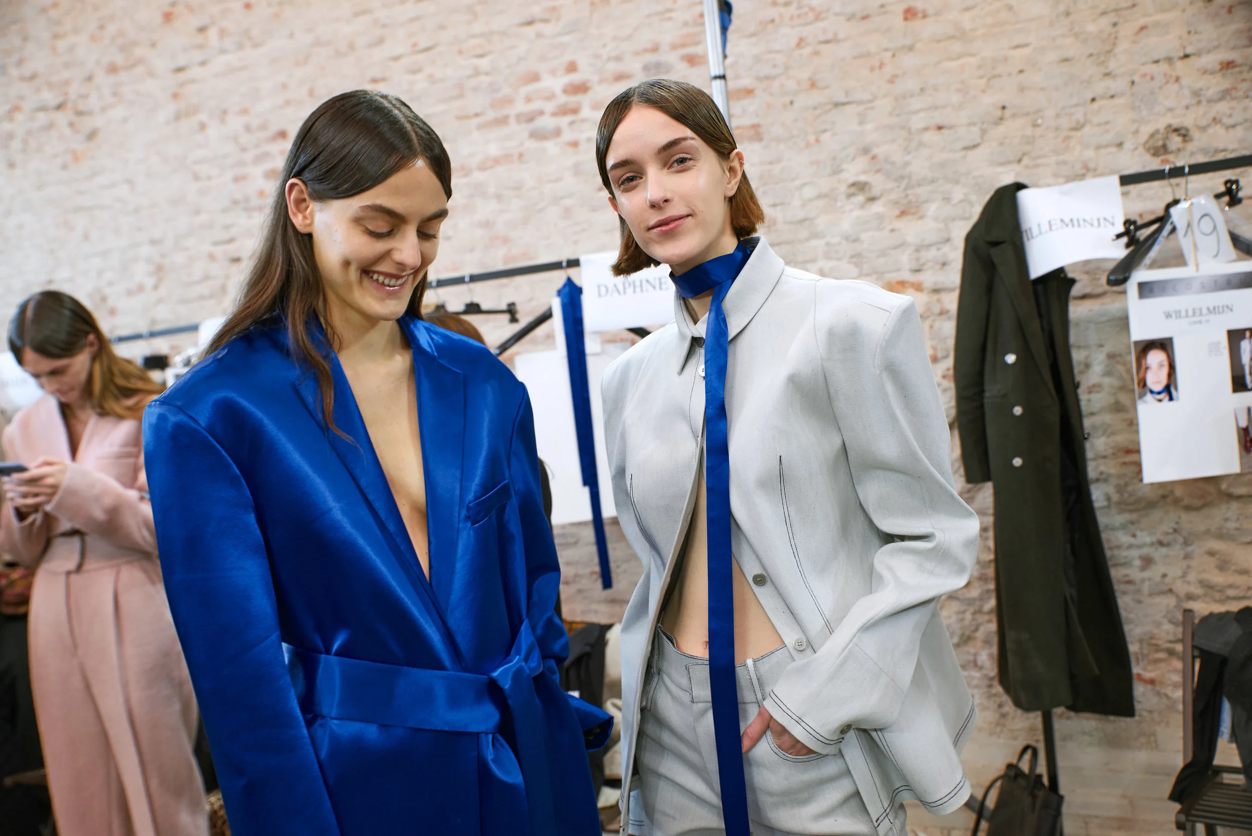 Backstage Ricostru AW 19: Workaholic from the Future 