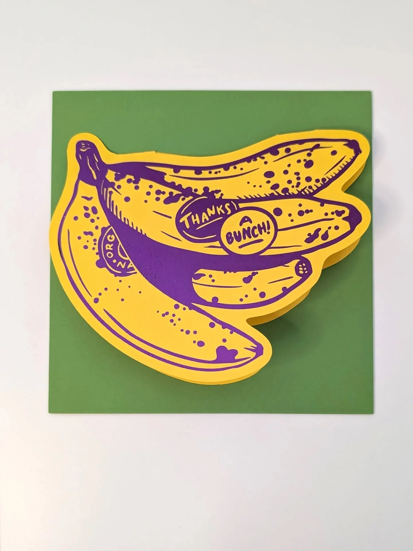 It's hard to show how pretty this purple foil is! 🍌 I spent a long time deciding on what color this foiled banana should be and one day it just clicked 💜💛