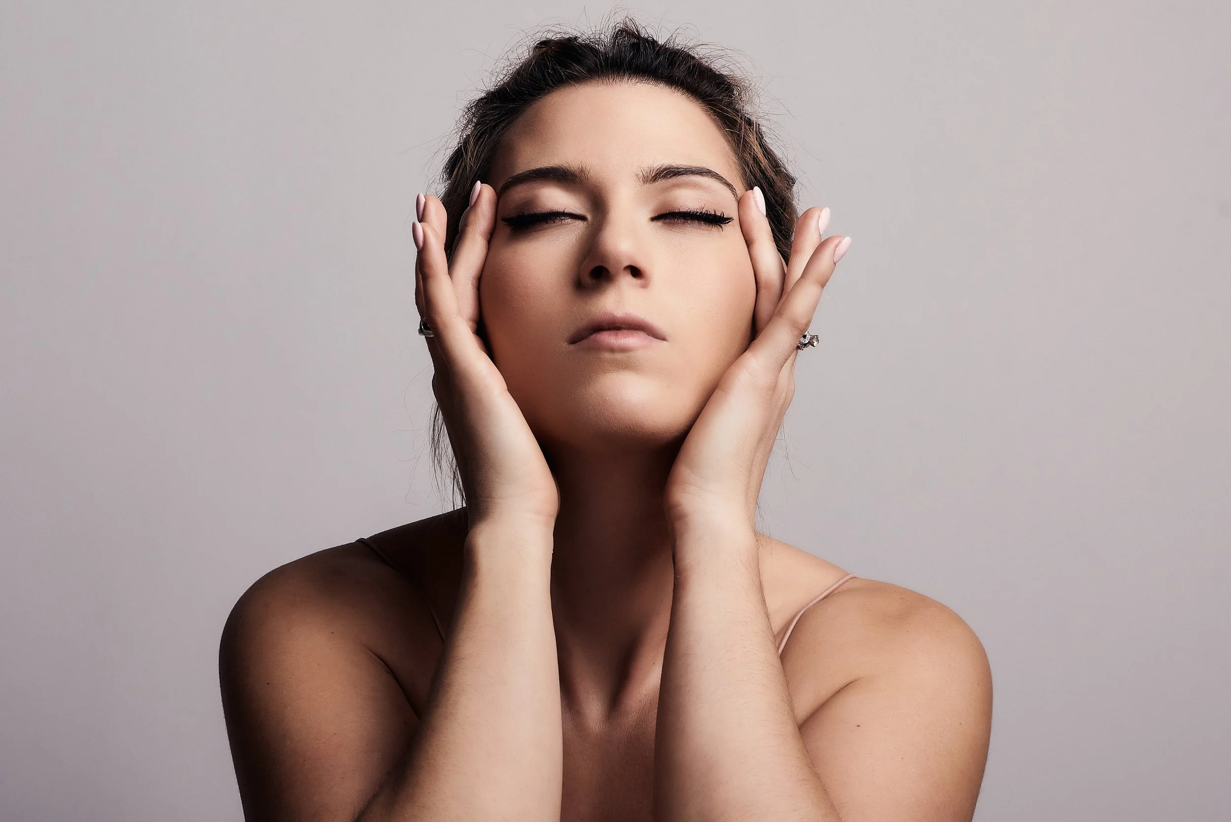 6 Tips to Feel Beautiful WITHOUT Makeup!