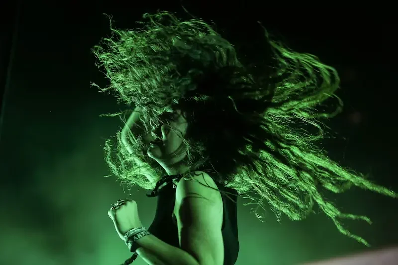 Boston Globe article header image featuring Lorde