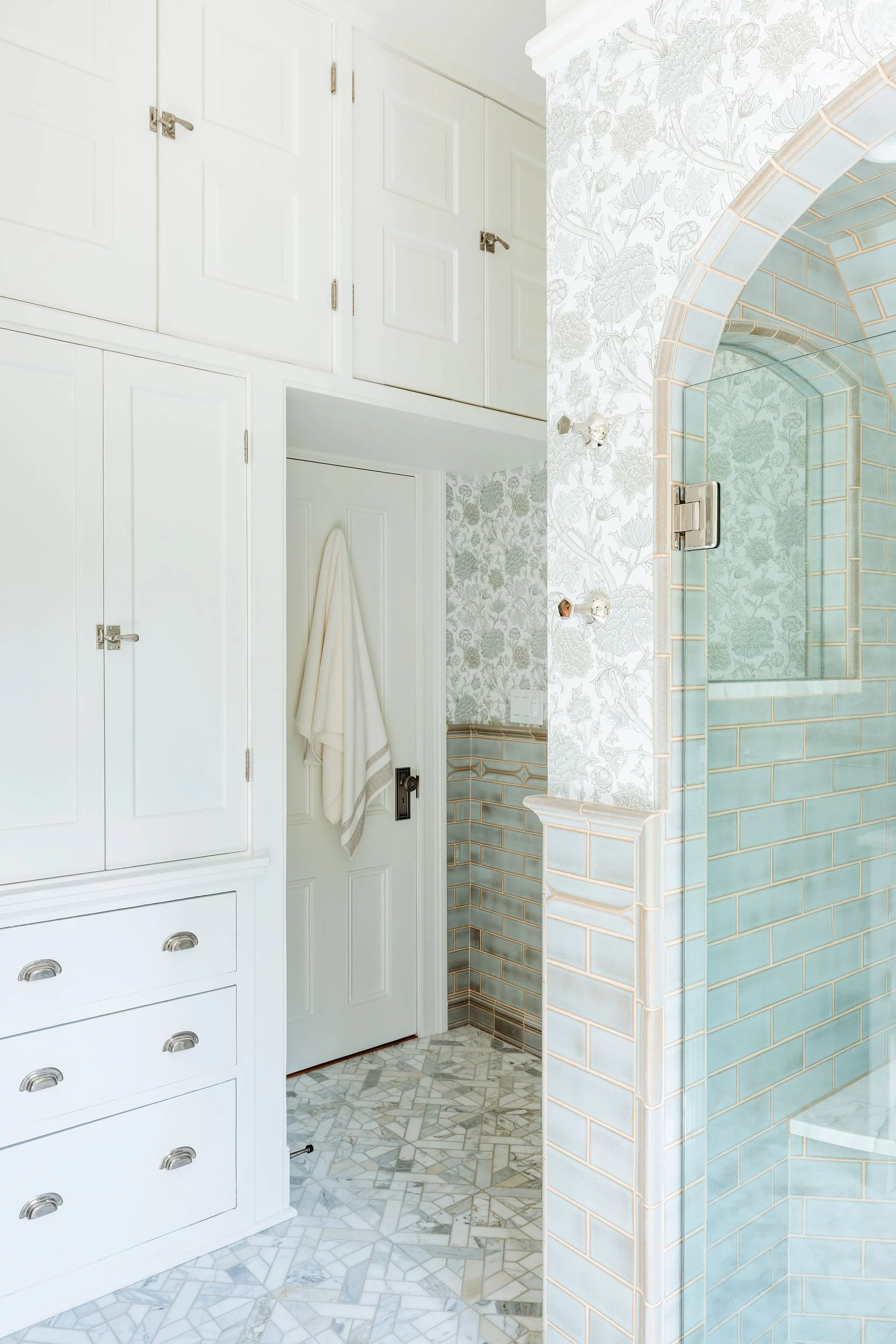 CChangeDesign-SWKingBathroom_KaitlinGreen-13.jpg