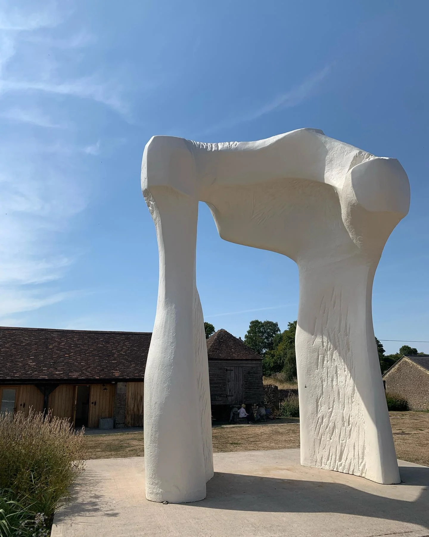 Henry Moore &lsquo;Sharing Form&rsquo; exhibition showing at Hauser &amp; Wirth, Somerset.  Highly recommend a visit to get a sense of scale and materials as well as form. Serious sculpture appreciation 🤩 Thank you A&amp;S for a wonderful weekend X