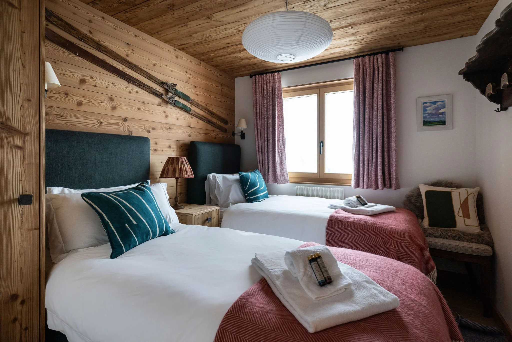 Ski Chalet Twin Bedroom