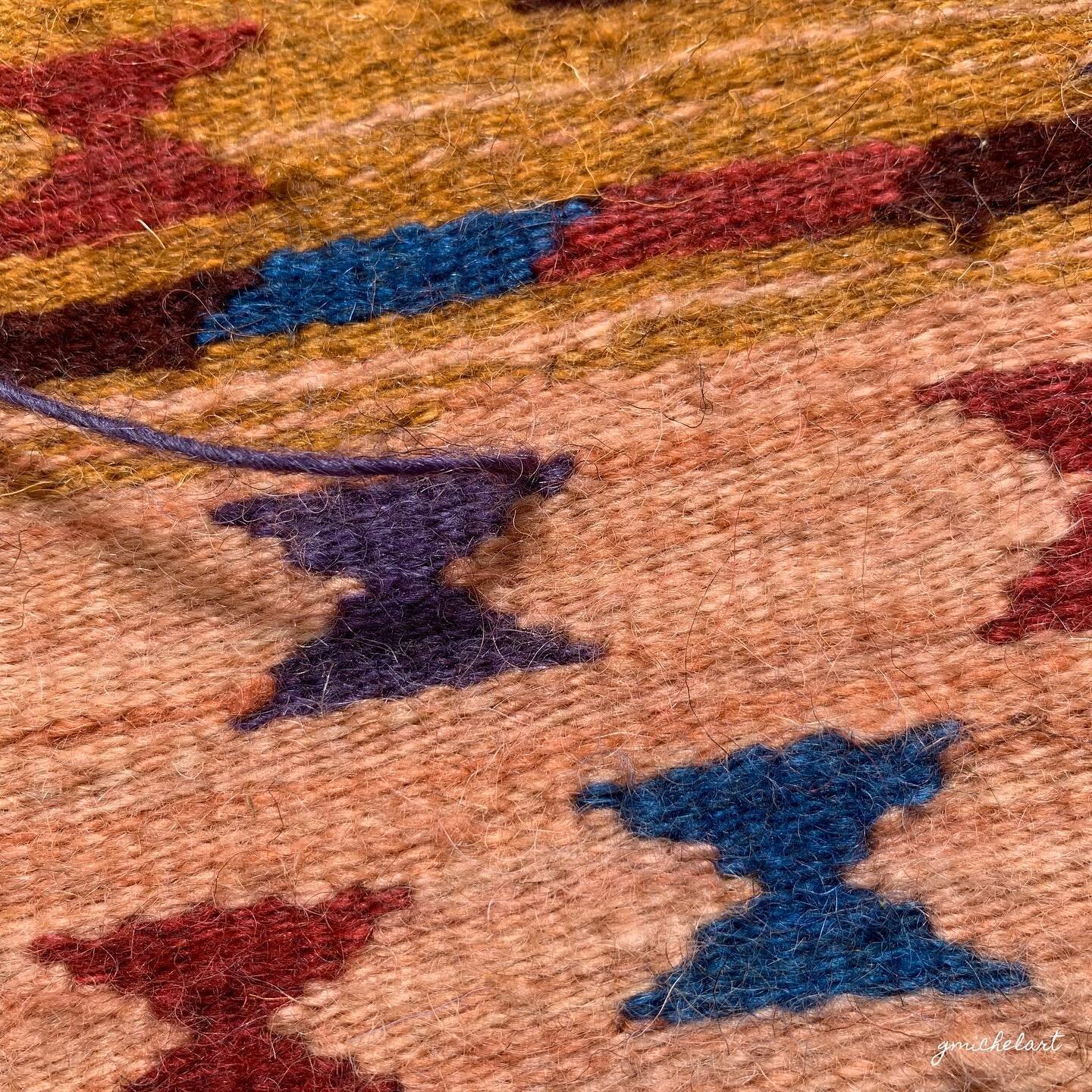 Tapestry on the loom: Hourglasses in churro wool weft yarn
.
.
.
.
.
.
.
.
#tapestryweaving #handweaving #fiberart #fiberarts #fibrearts #fibreart #fibreartist #textileart #yarnlove #weaving #tapestryart #tapestryweaversofinstagram #weaversofinstagra