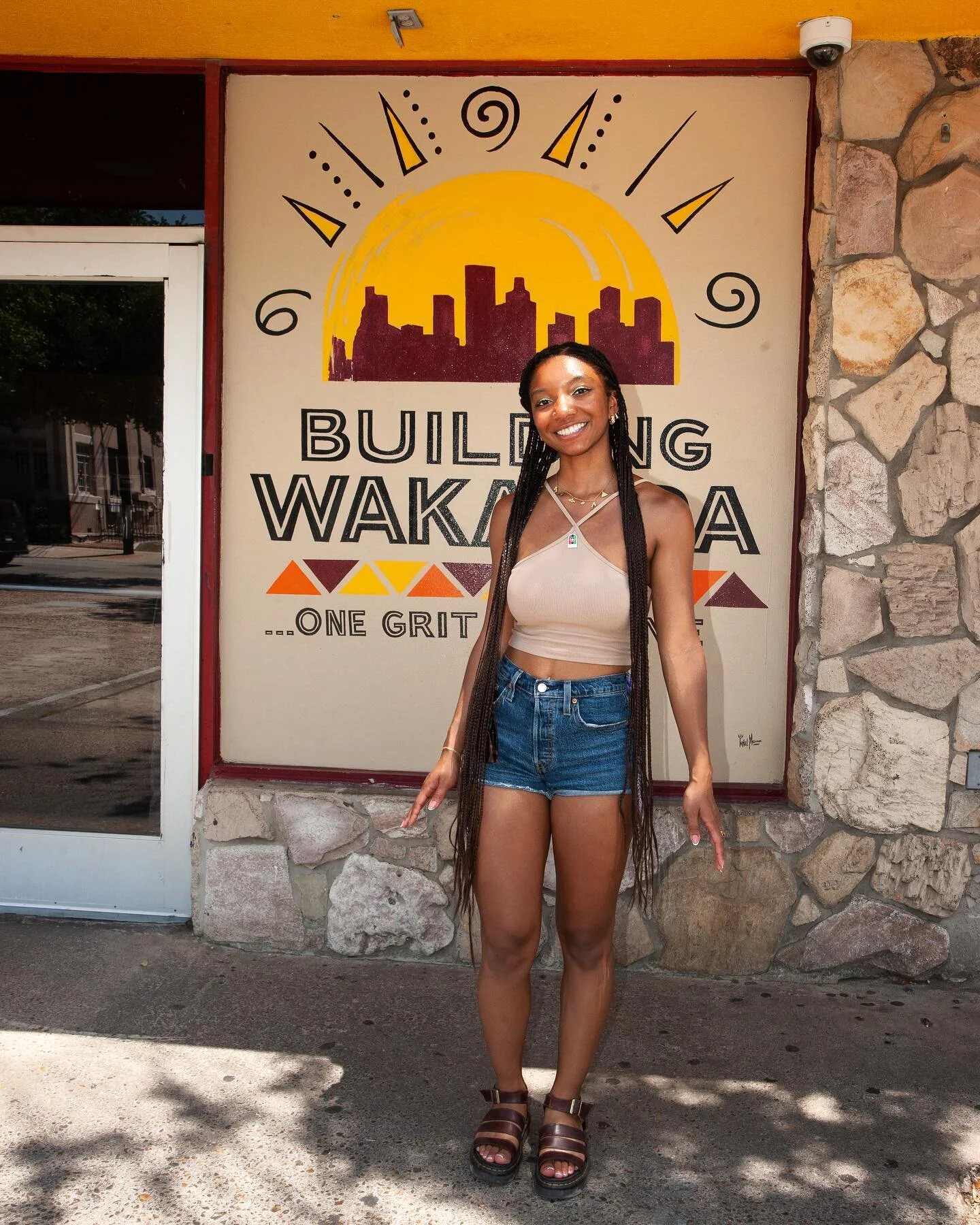 Happy Birthday to our co-founder @tyshanarichard! 🥳🥳 We hope you enjoy your special day! ❤️

#enroottravel #hbcupride #hbcugrad #hbcubuzz #hbcualumni #hbcualum #hbcutravel #blacktravel #blacktravelfeed #blacktravelmovement #blackwomentravel #blacka